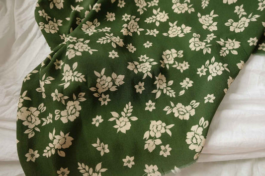 Green Floral Rayon Linen-Blend Fabric - 2.19 yd