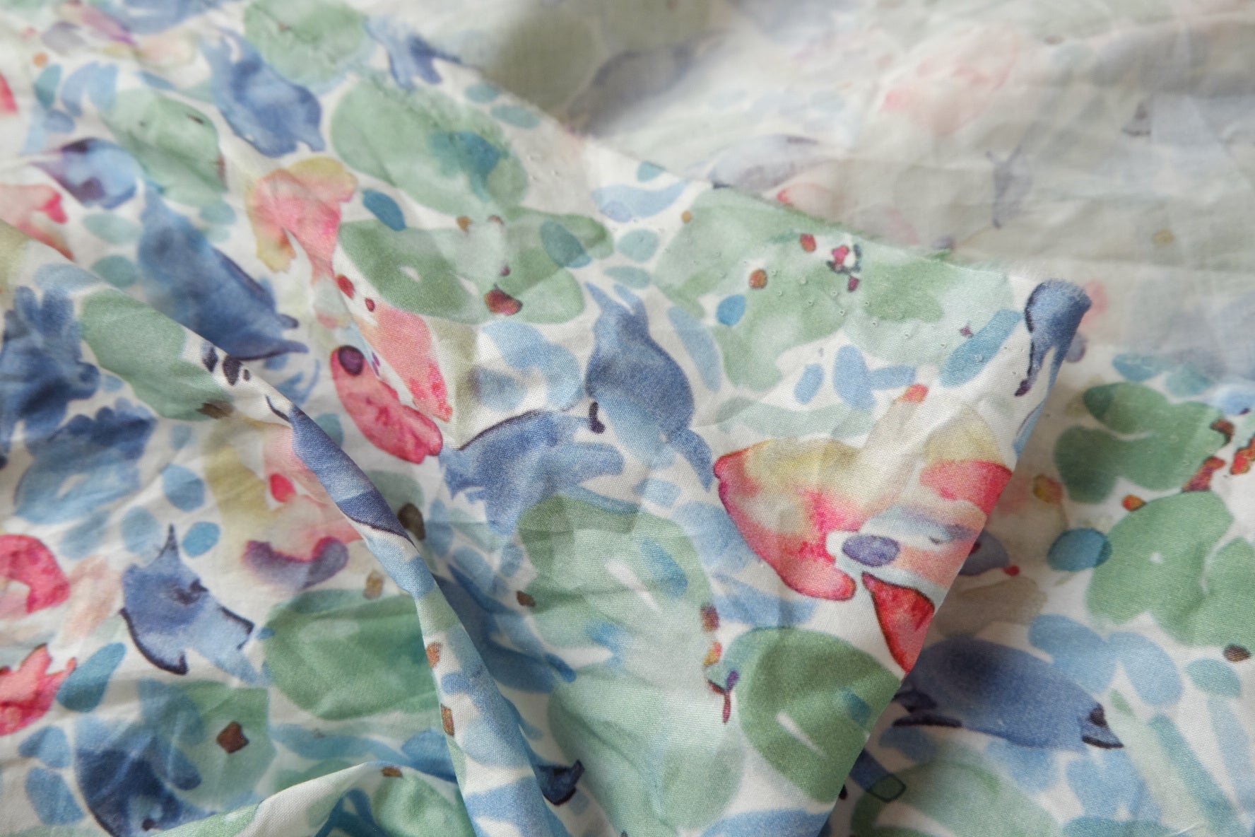 Watercolor Floral Cotton, Lightweight 60s, 3.3 Yards