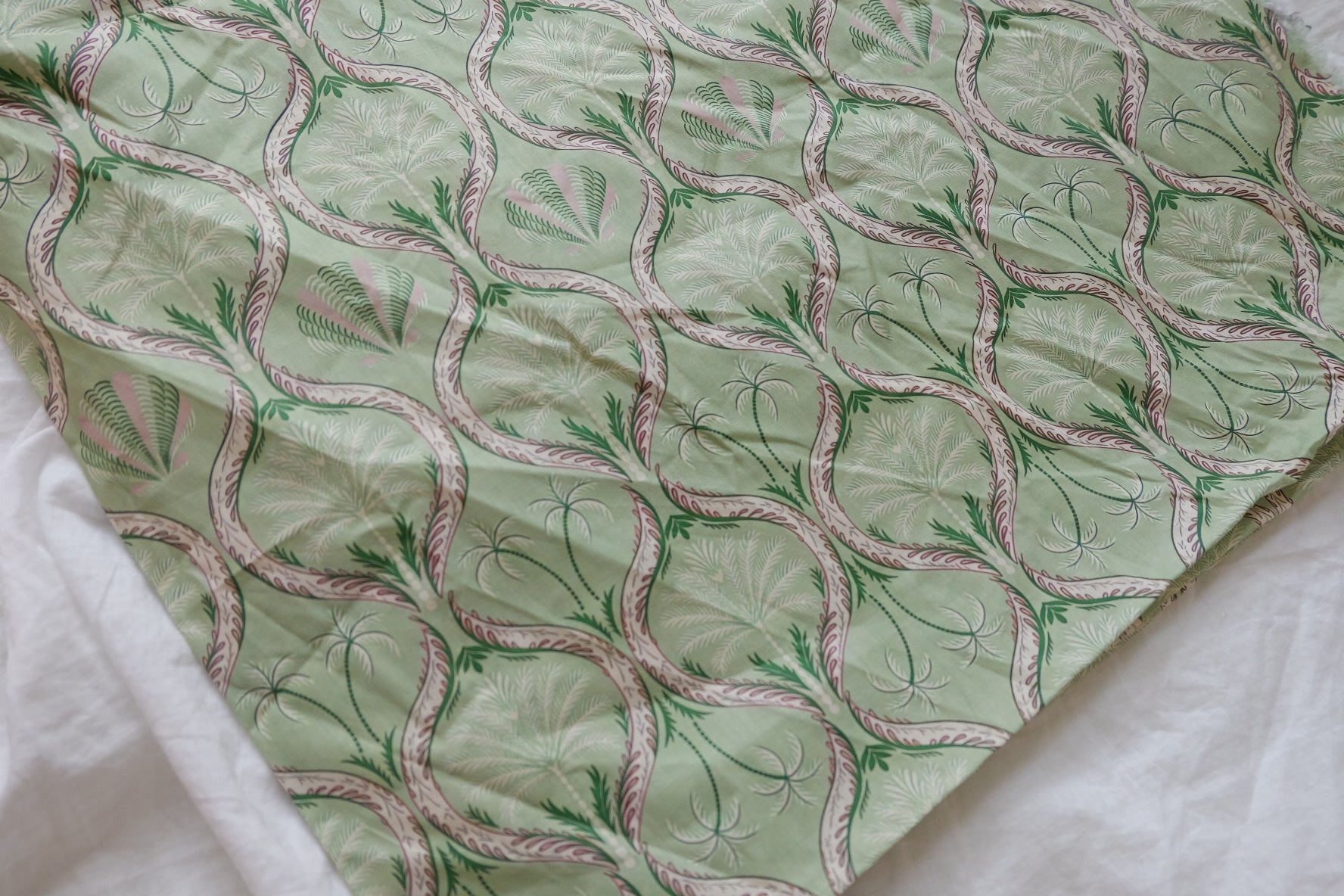 Green Palm Fine Cotton Lawn — 1.2 yd