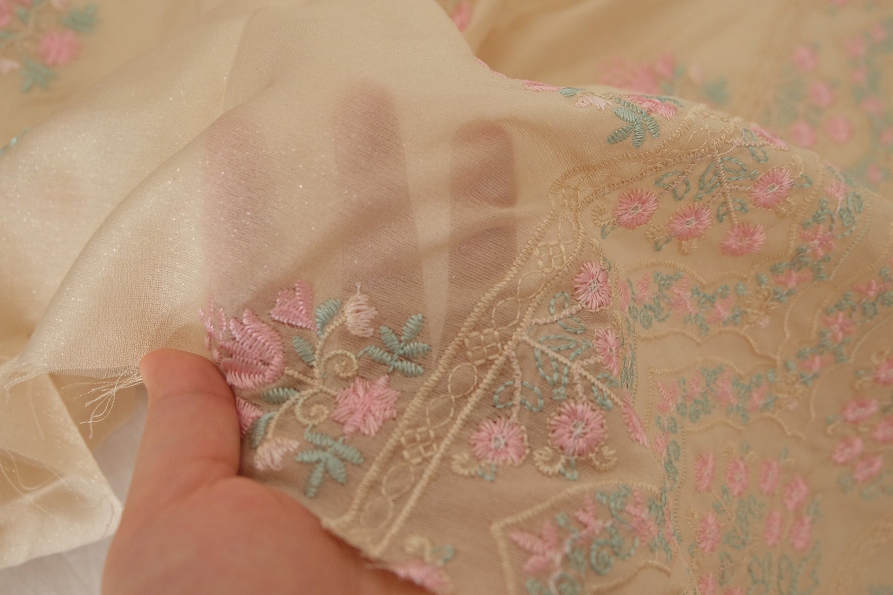 Single-Border Embroidered Mulberry Silk Fabric – 2.2 yd