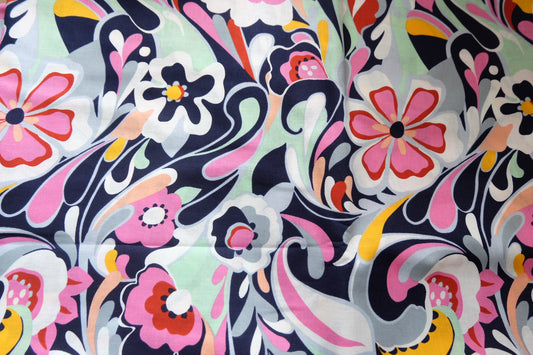Graphic Folk Floral Cotton — 3.3 yd