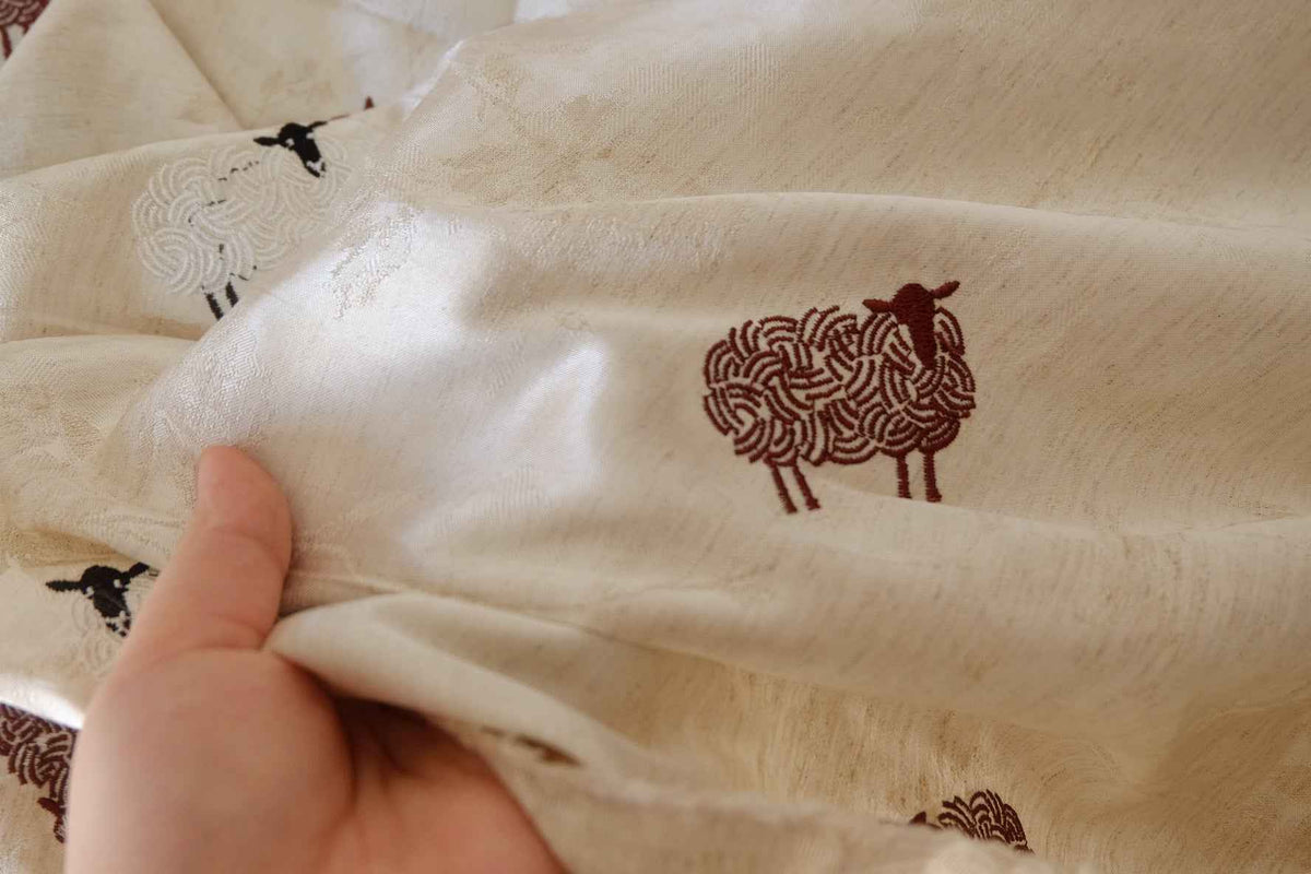 Little Sheep Embroidered Jacquard Cotton Linen Blend – 1.6 yd