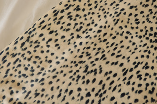 Wild Instinct – Spotted Animal Print Cotton Fabric – 3.28 yd