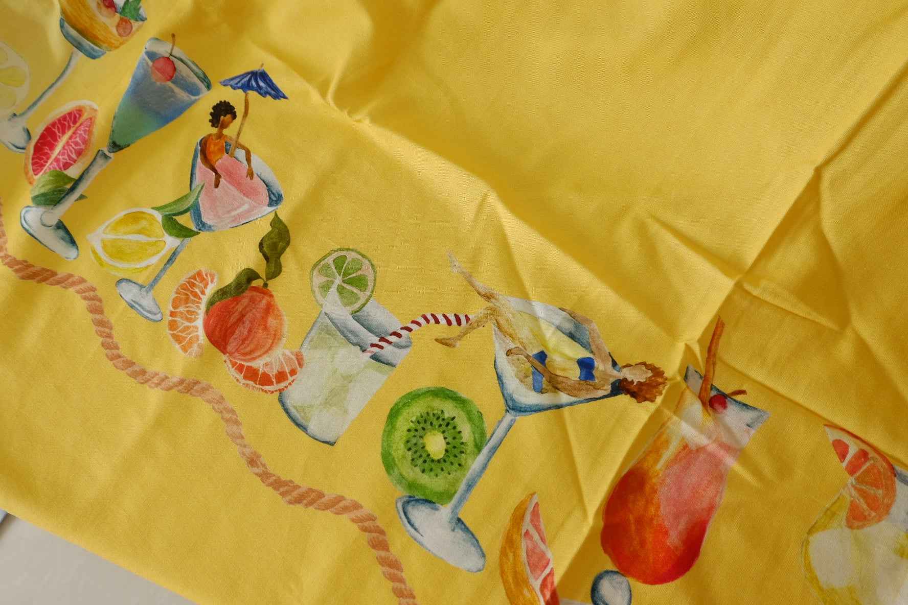 Farm Rio Deadstock Border Print Linen-Cotton Fabric – 2 yd Effective Print