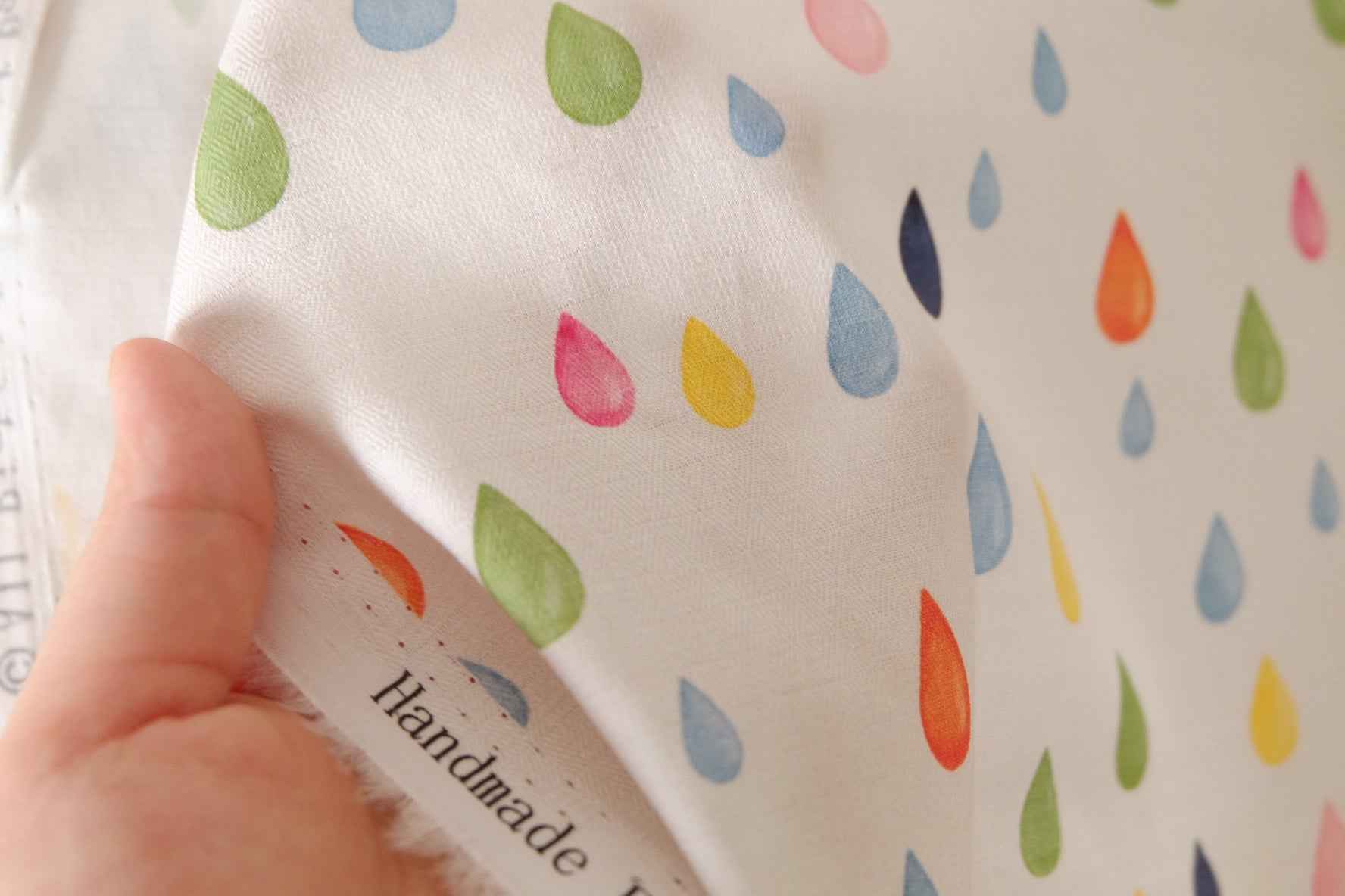Colorful Raindrop Textured Cotton Fabric – 1.6 Yards