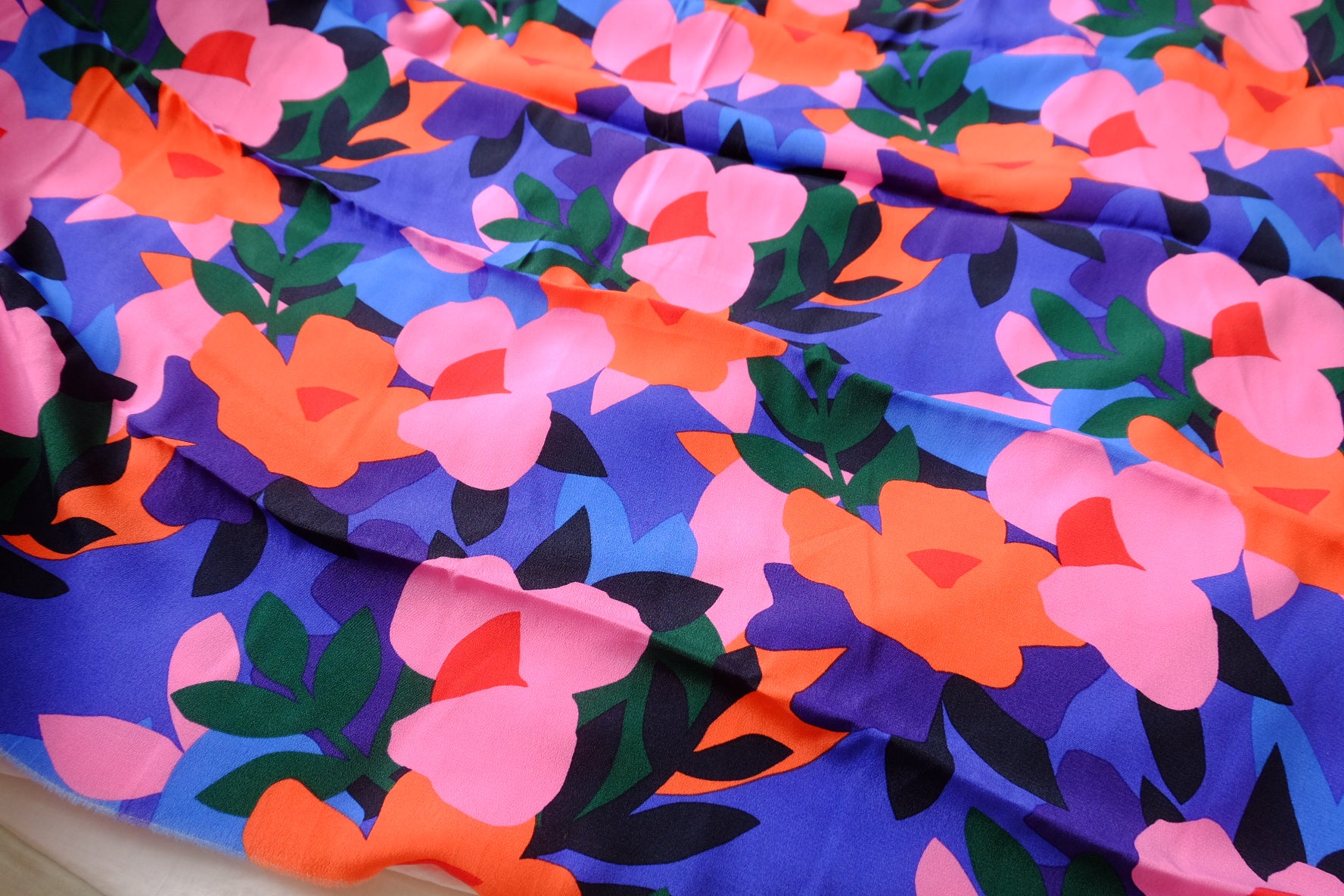 Bold Floral Drapey Viscose Fabric - 2.19 yd