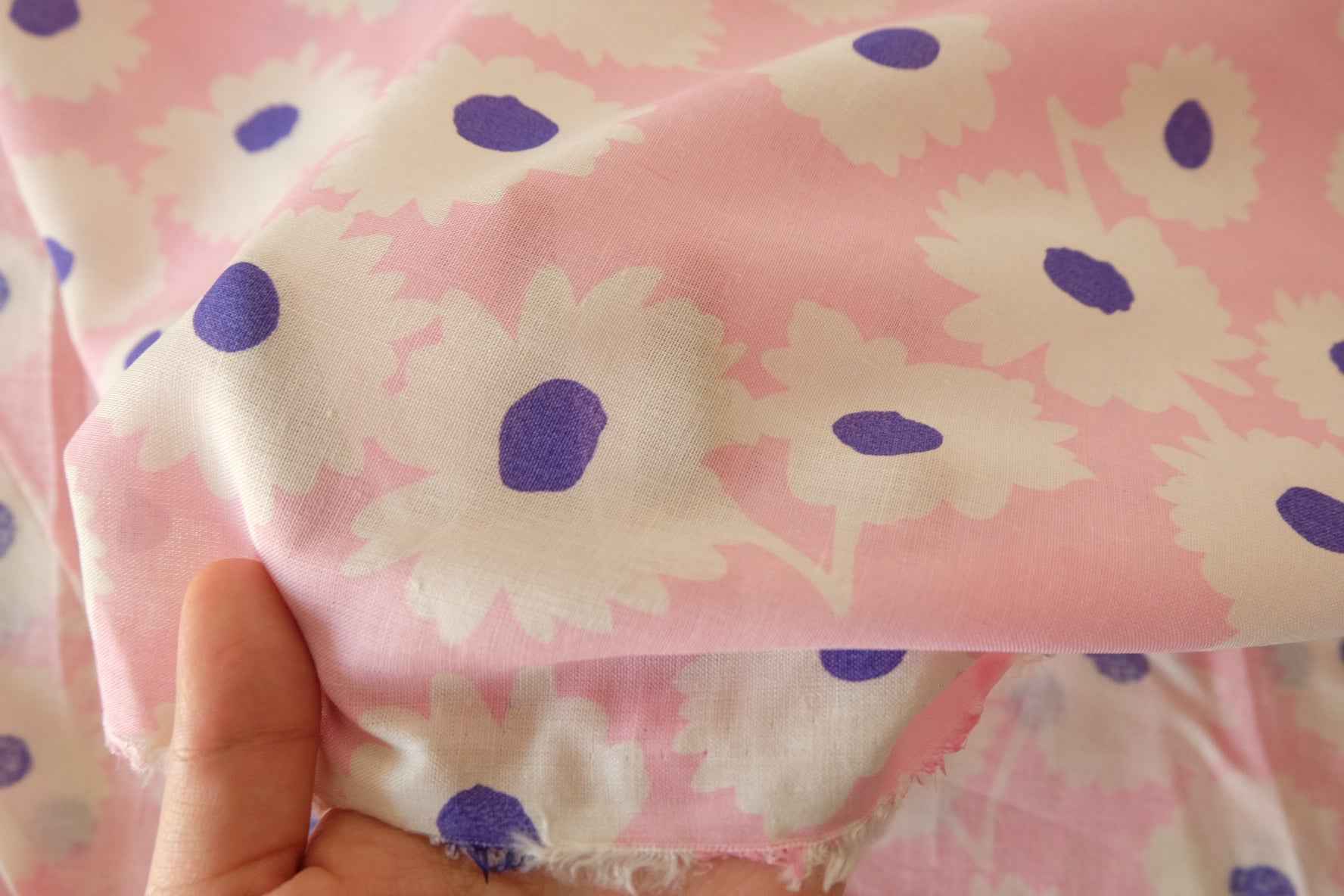 Pink Daisy Linen Fabric – 2.19 yd