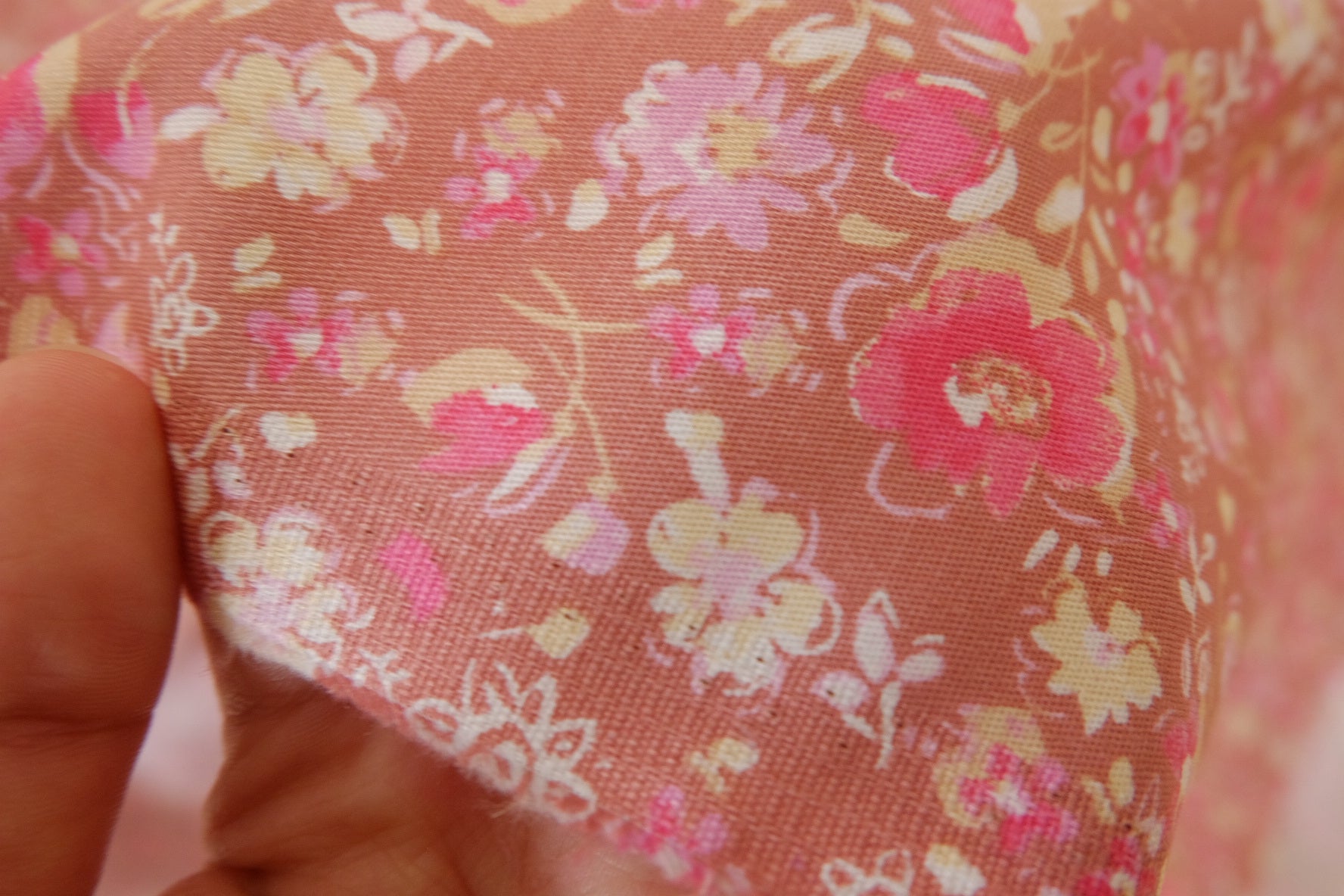 Vintage Pink Floral Cotton Twill-Look Fabric – 2.2 yd