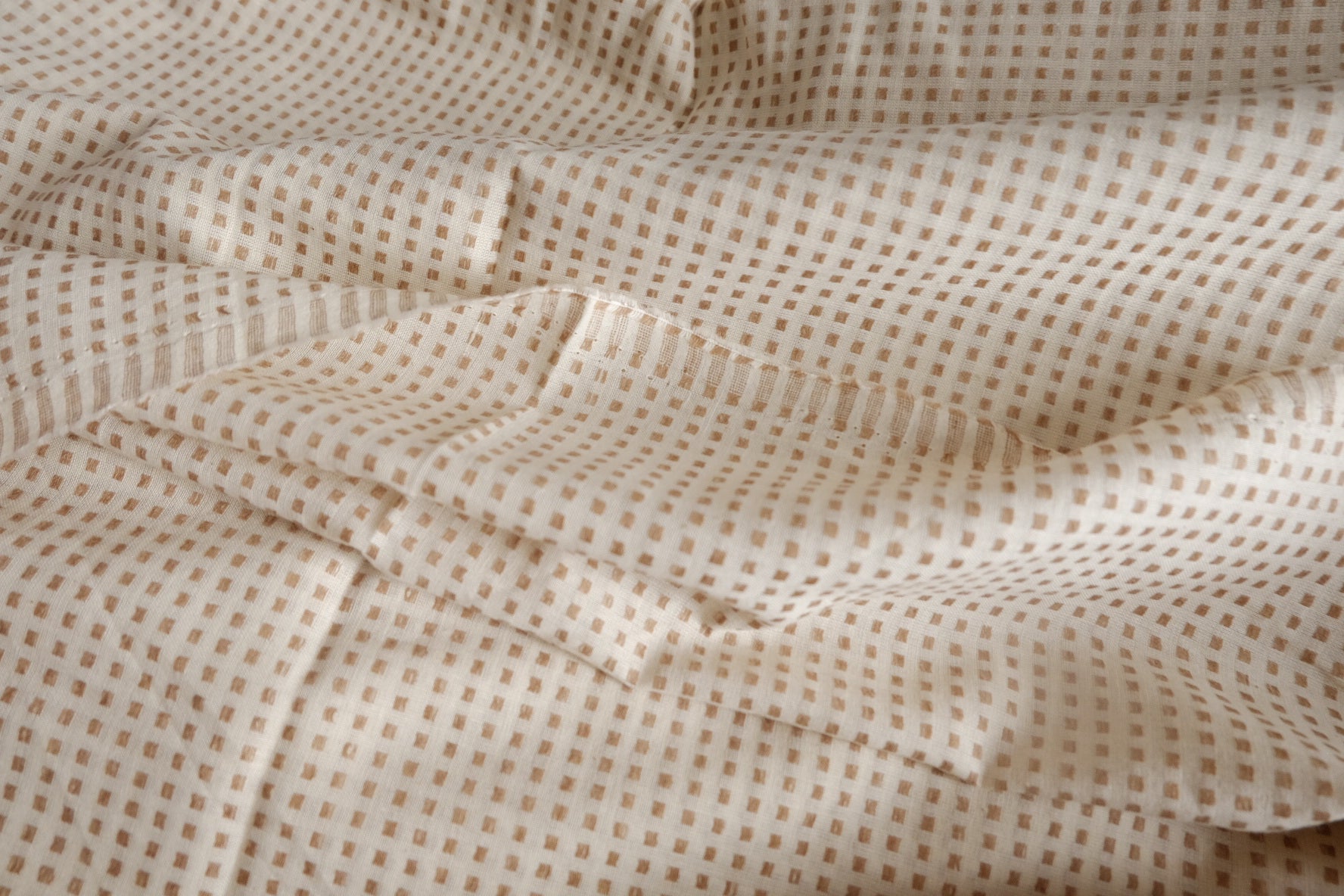 Soft Taupe Jacquard Cotton Fabric - 2.19 yd