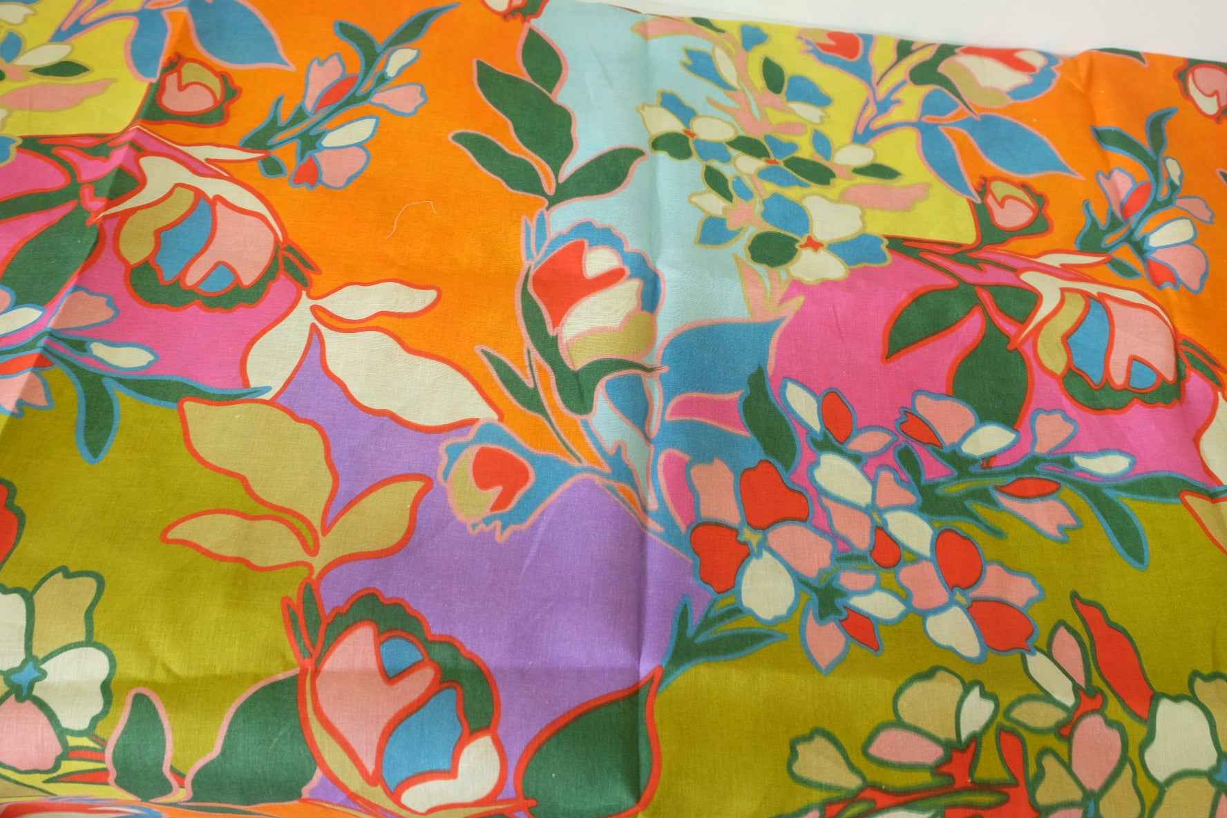 Bold Multicolor Artistic Floral Pure Linen Fabric (1.64 yards )