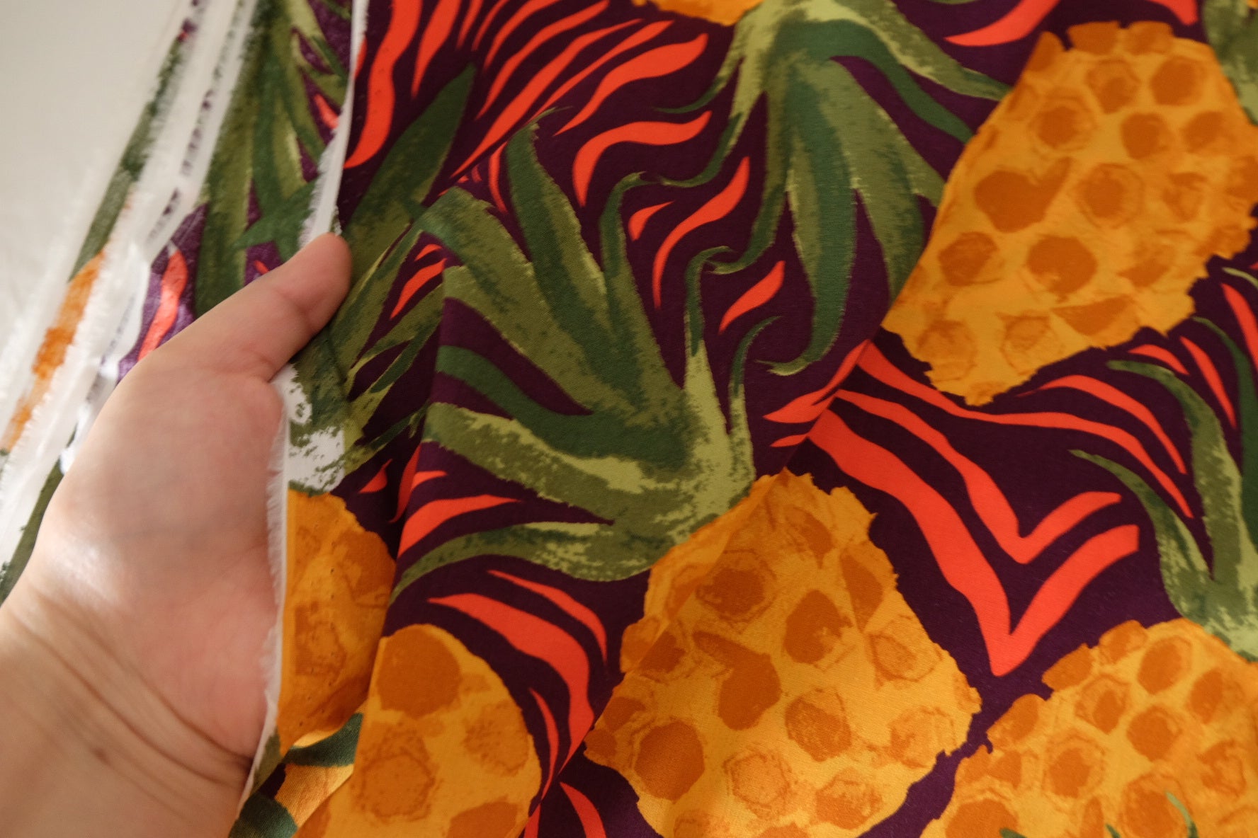 Tropical Pineapple Cotton Lawn Fabric – Silky Lightweight Dress Weight, 1.64 yd/2.19 yd