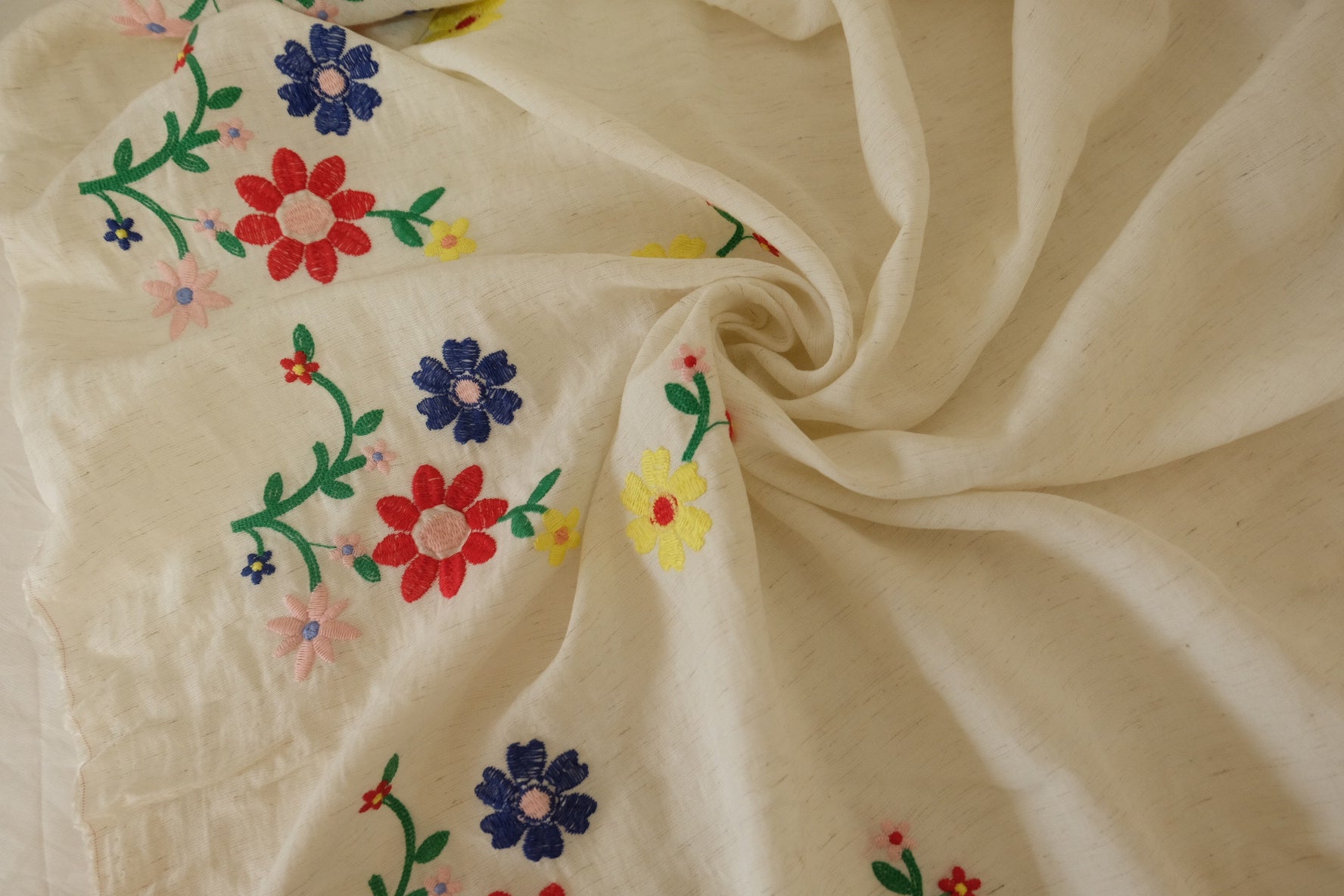 Embroidered Border Linen-Lyocell Blend Fabric – Per Yard