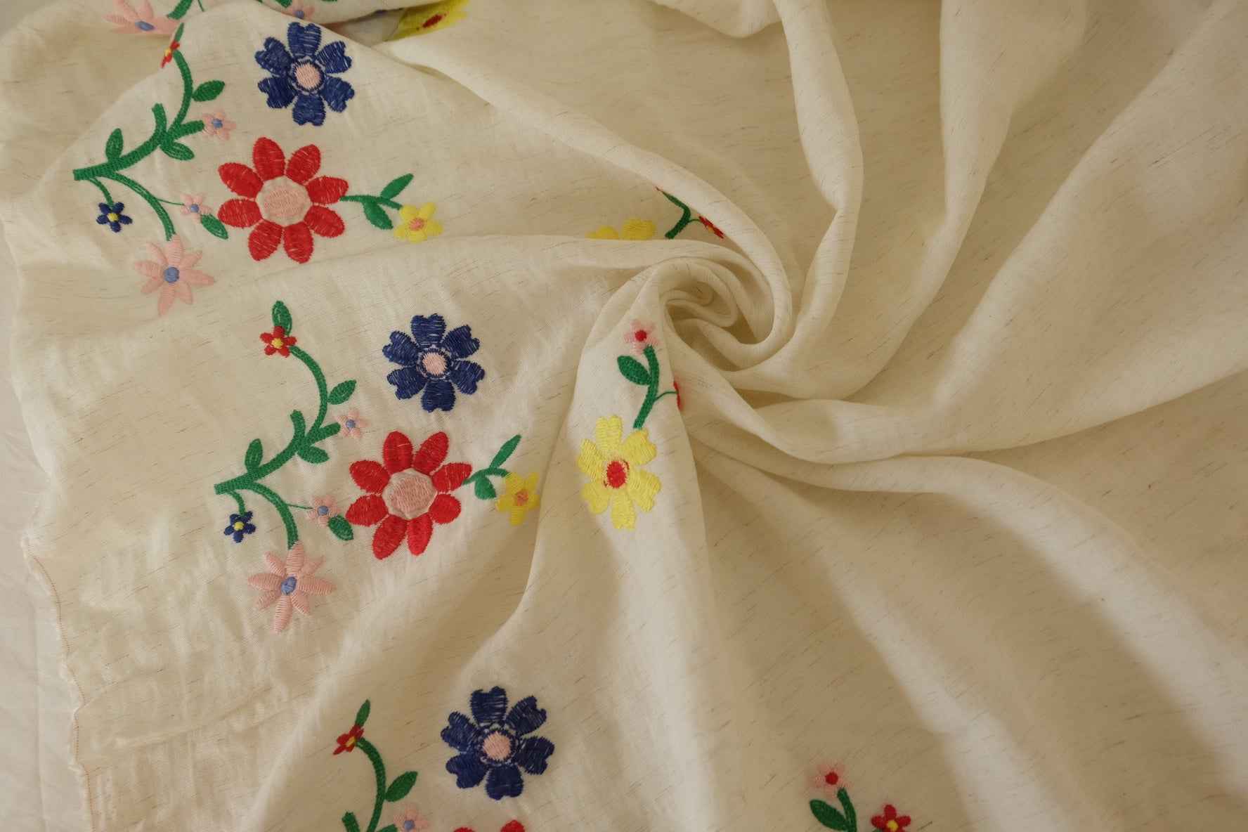 Embroidered Border Linen-Lyocell Blend Fabric – Per Yard
