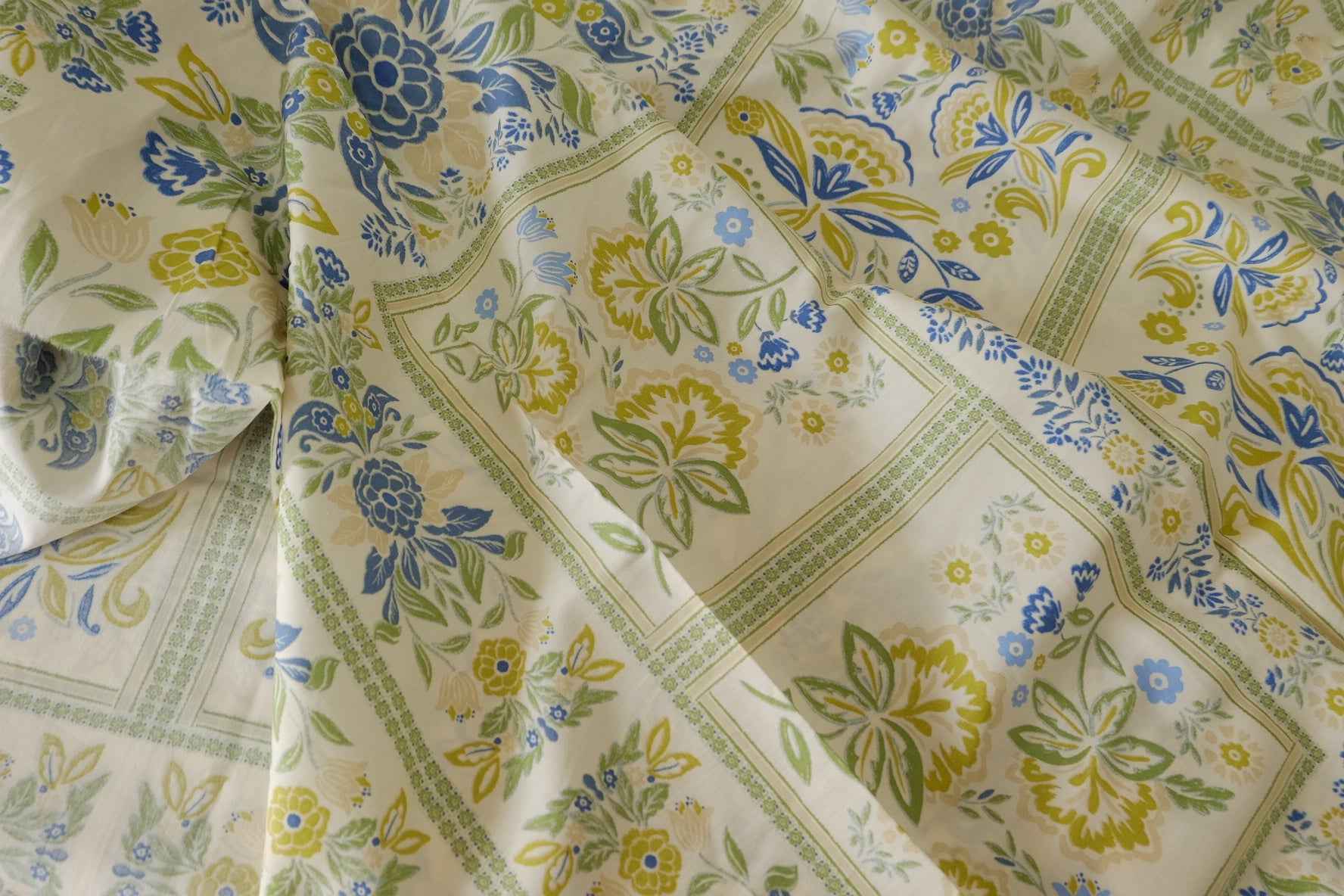 Blue Green Tile Floral Cotton Poplin Fabric – By the Yard