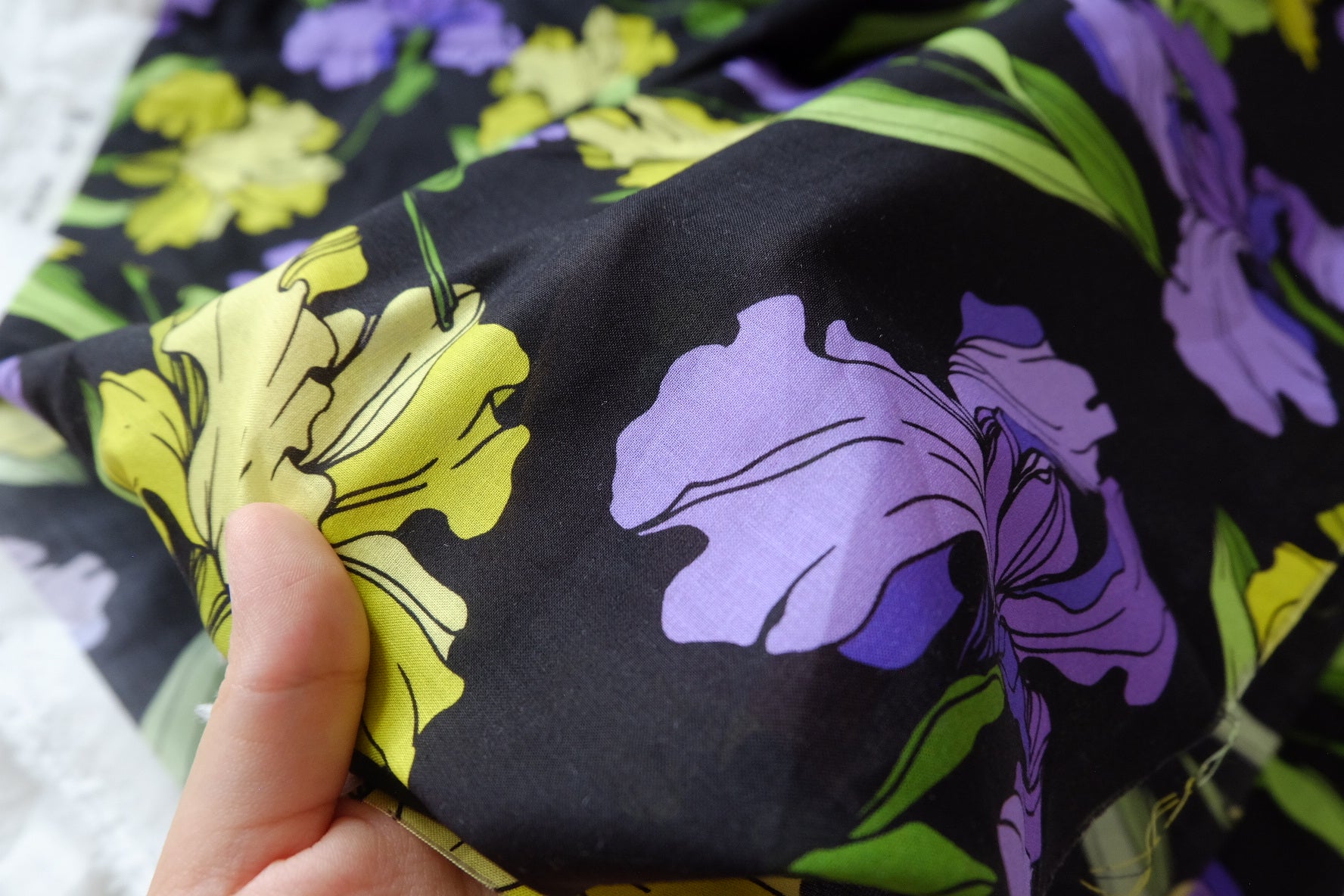 Black Iris Lightweight Cotton Fabric — 1.64 yd