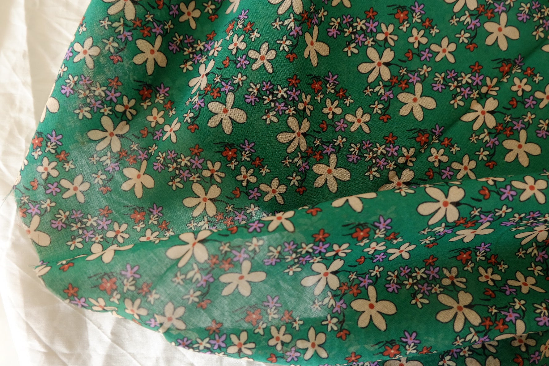 Retro Daisy Colorway Cotton Set – 1.09 yd Each