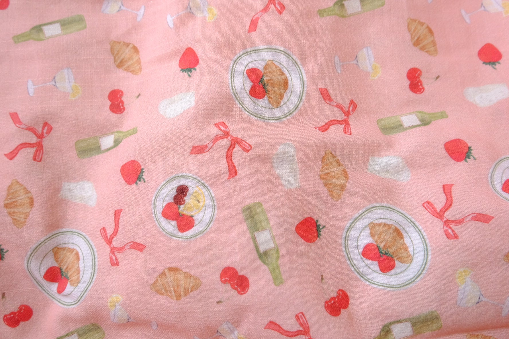 Picnic Print Cotton Linen Slub, 1.6 Yards