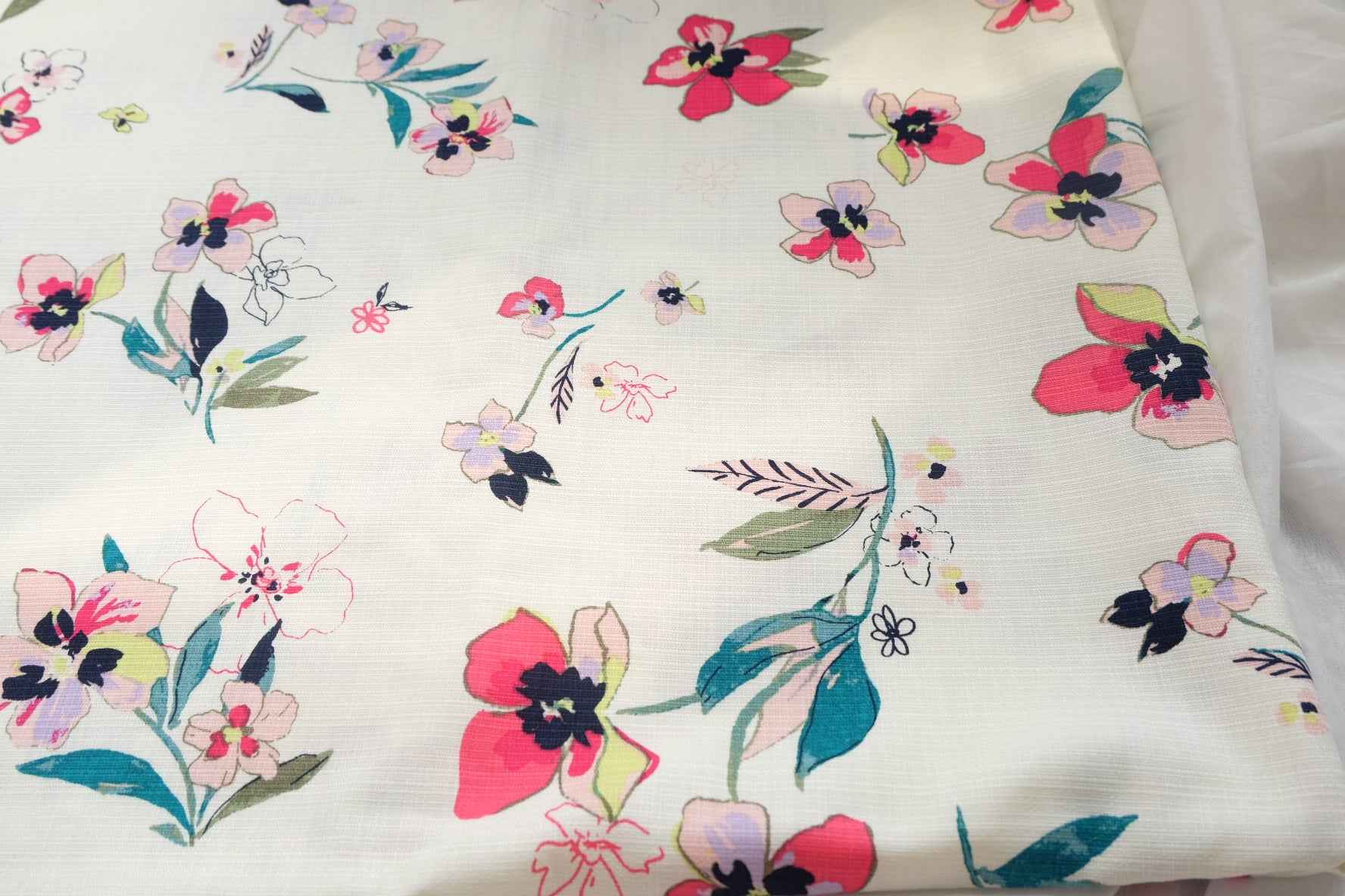 Slub Cotton Linen Floral Fabric, Crisp Structured Skirt Weight, 1.64 Yards