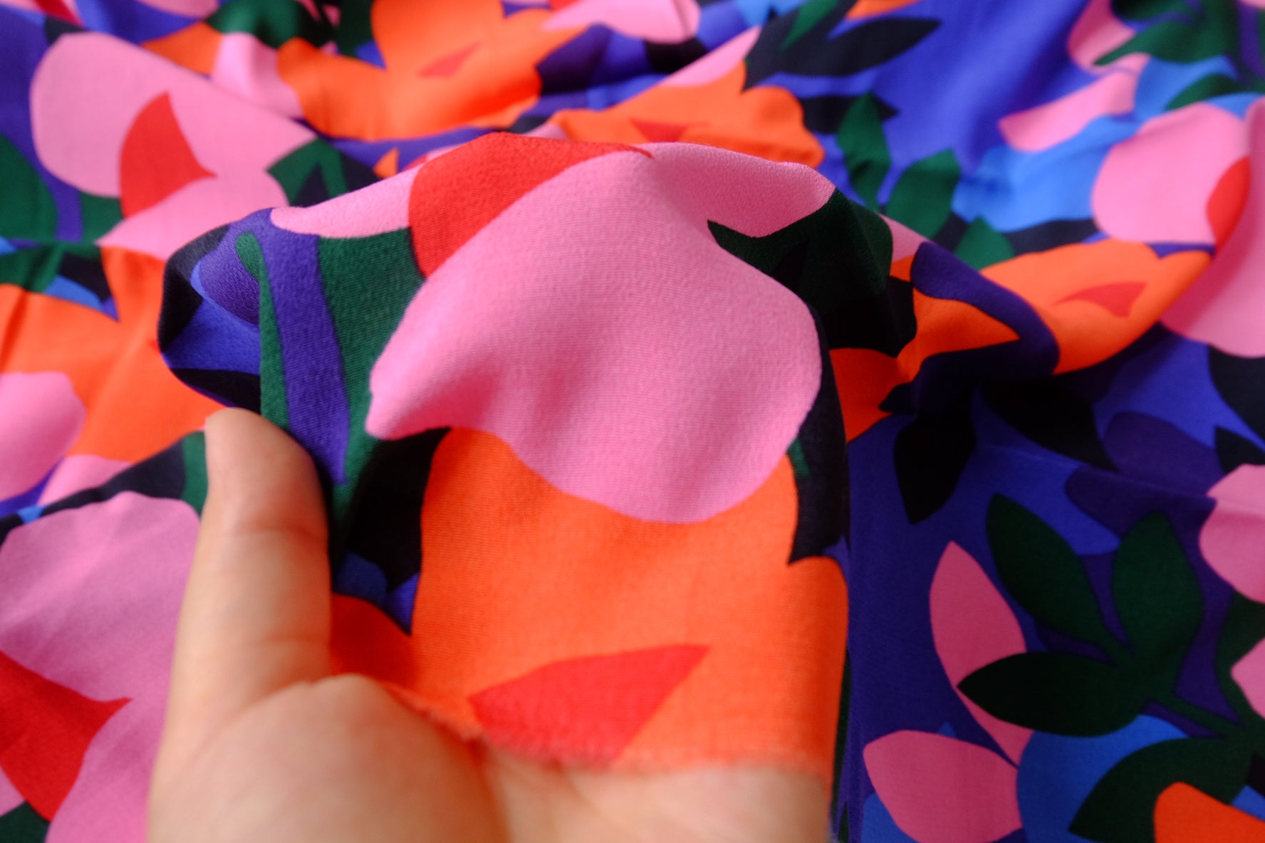 Bold Floral Drapey Viscose Fabric - 2.19 yd