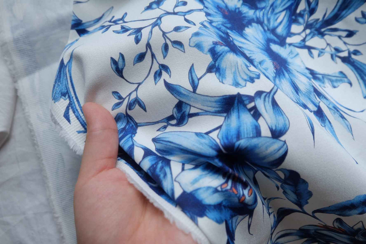Cobalt Floral Cotton Sateen — 2.2 yd / 3.1 yd