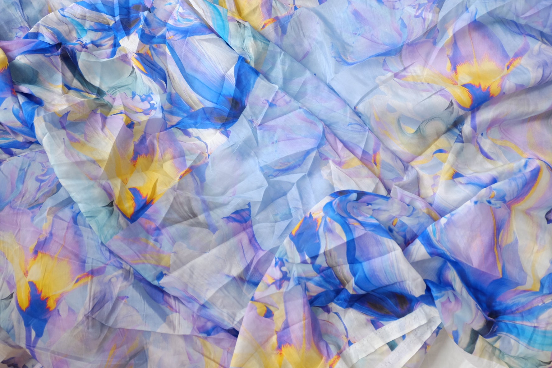 Large-Scale Blue Floral Silk Cotton Blend Fabric - 3.28 yd
