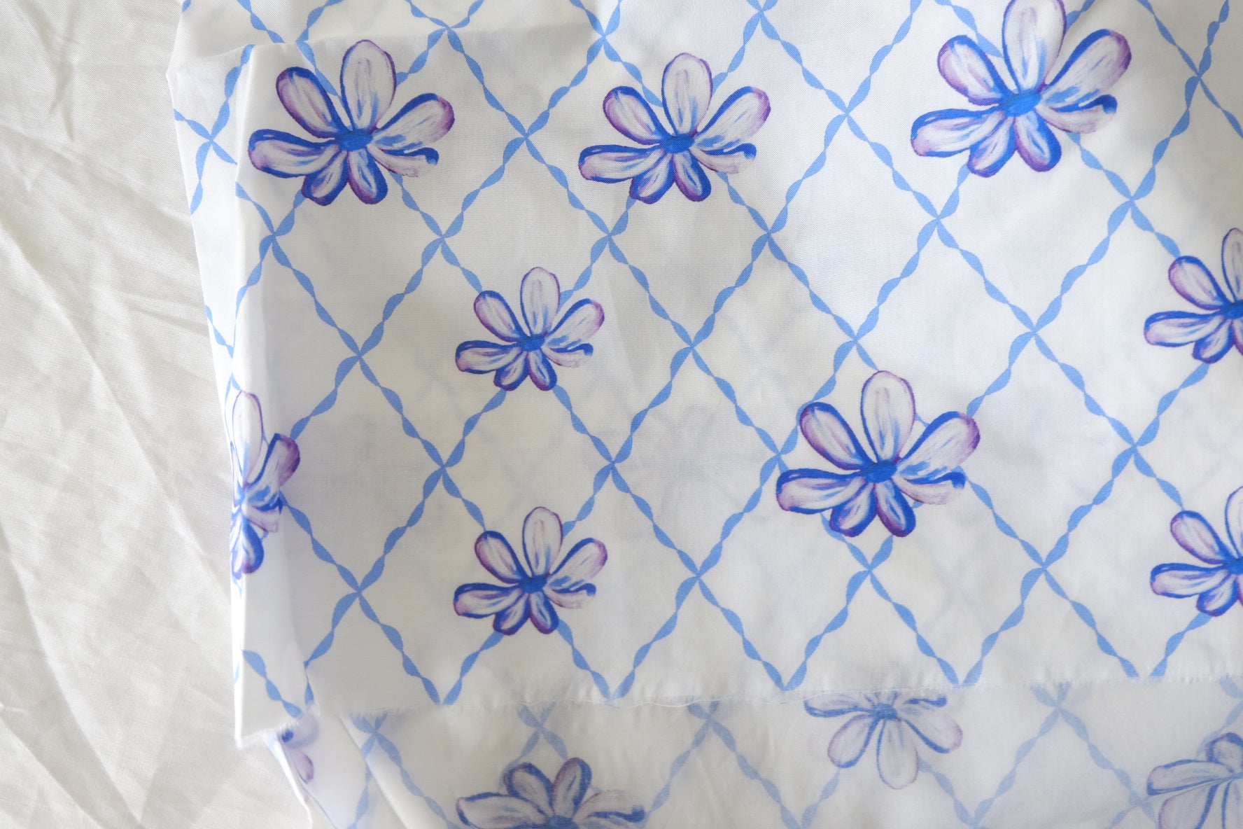 Blue Trellis Bloom Print Cotton Lawn Fabric – 2.52 yd Piece