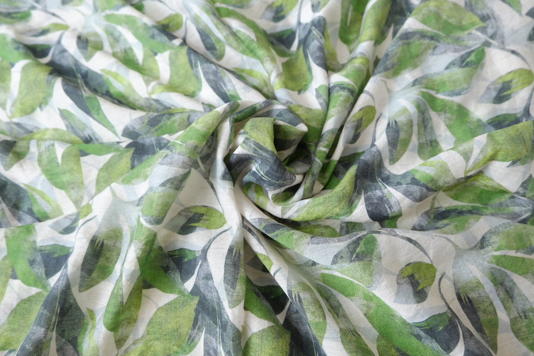 Lightweight Semi-Sheer Tencel Linen Leaf Print 2.0 Yards