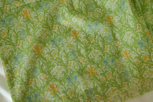 Green Botanical 100s Cotton Lawn Fabric – 3.3 yd