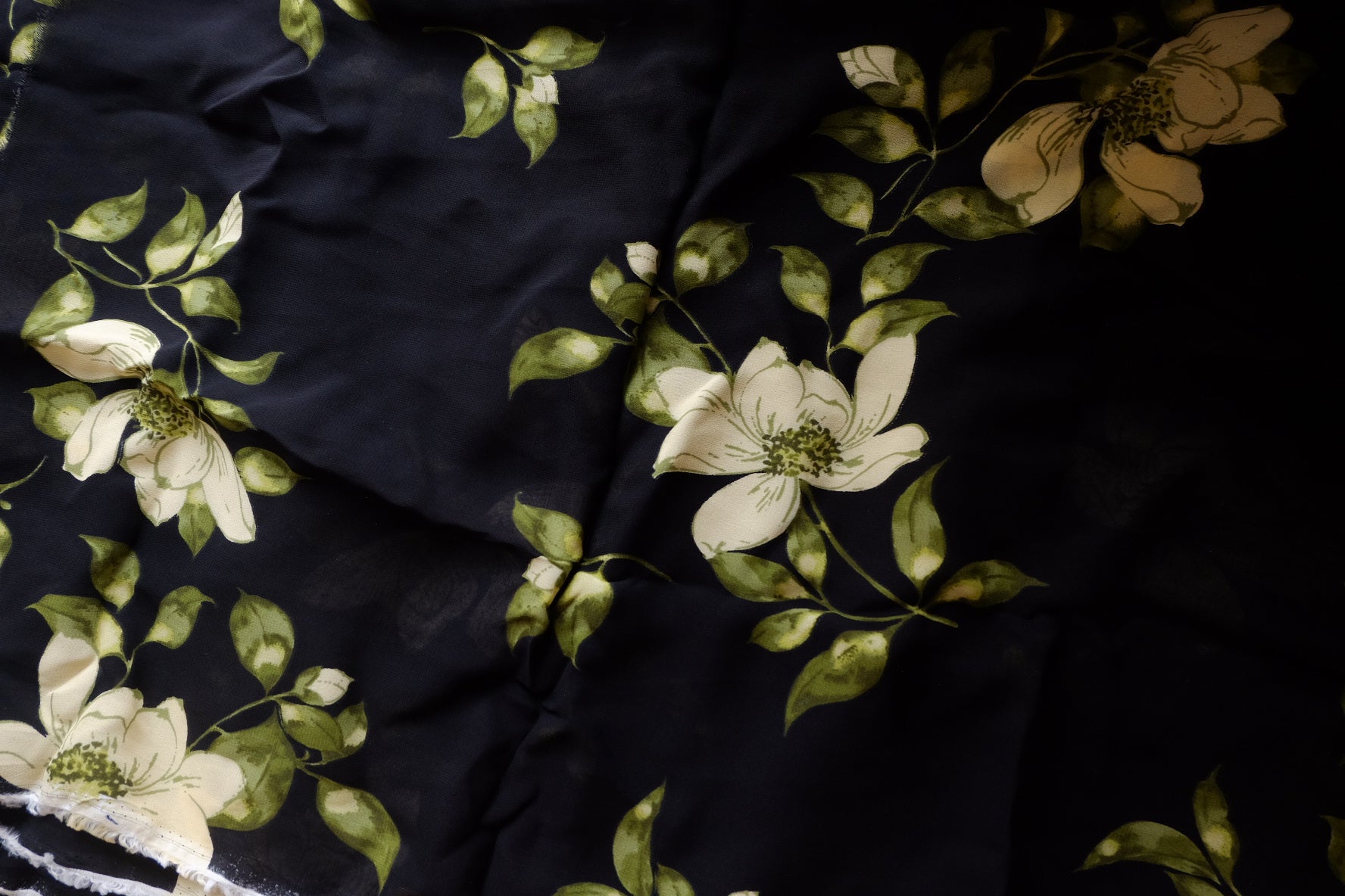 Ivory Blossom Viscose Fabric – 3.3 yd