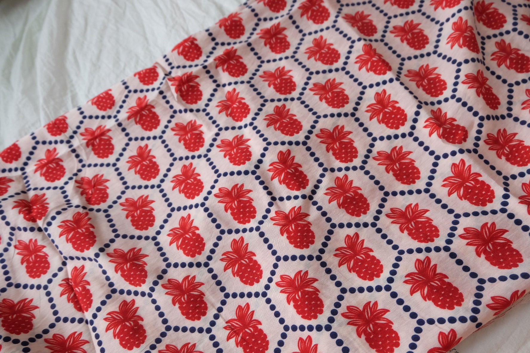 Reversible Pineapple Print Tencel Cotton Fabric – Soft Drapey Summer Dress Fabric (3.28 yards)
