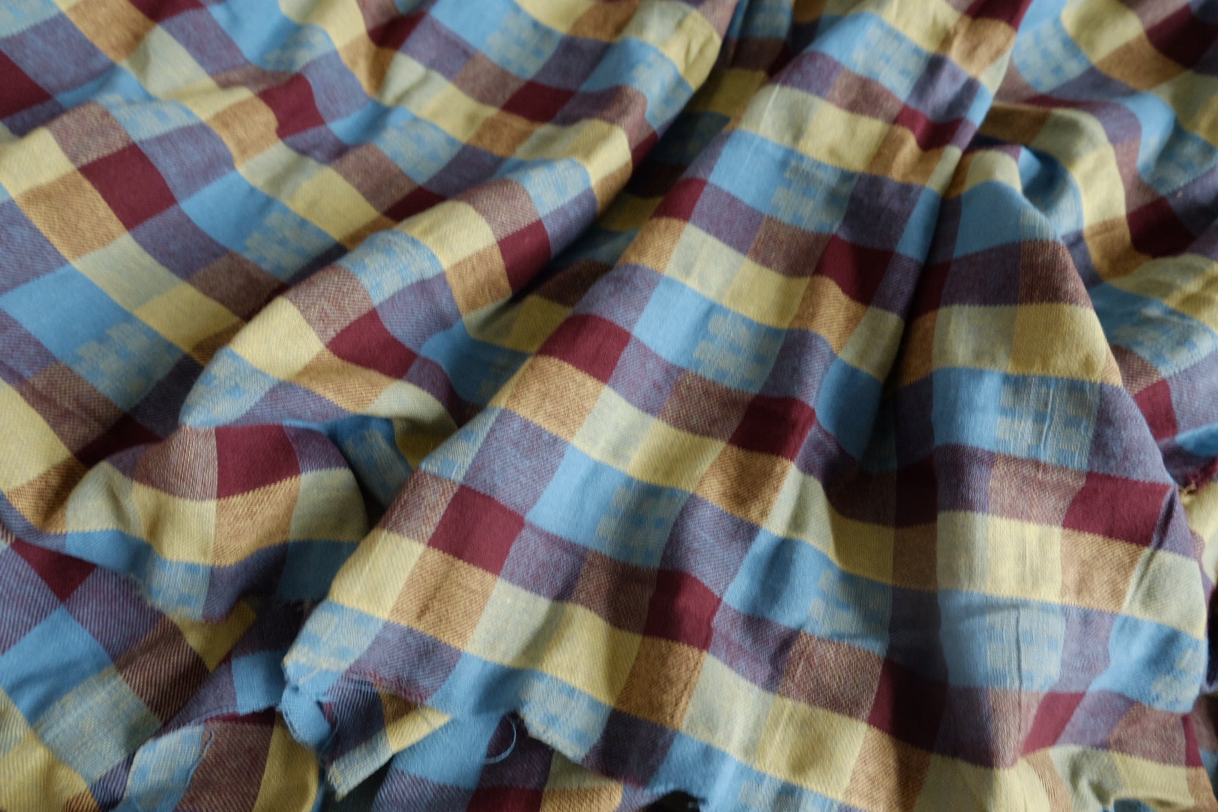 Soft Crinkled Yarn-Dyed Cotton-Linen Plaid Fabric - 3.28 yd