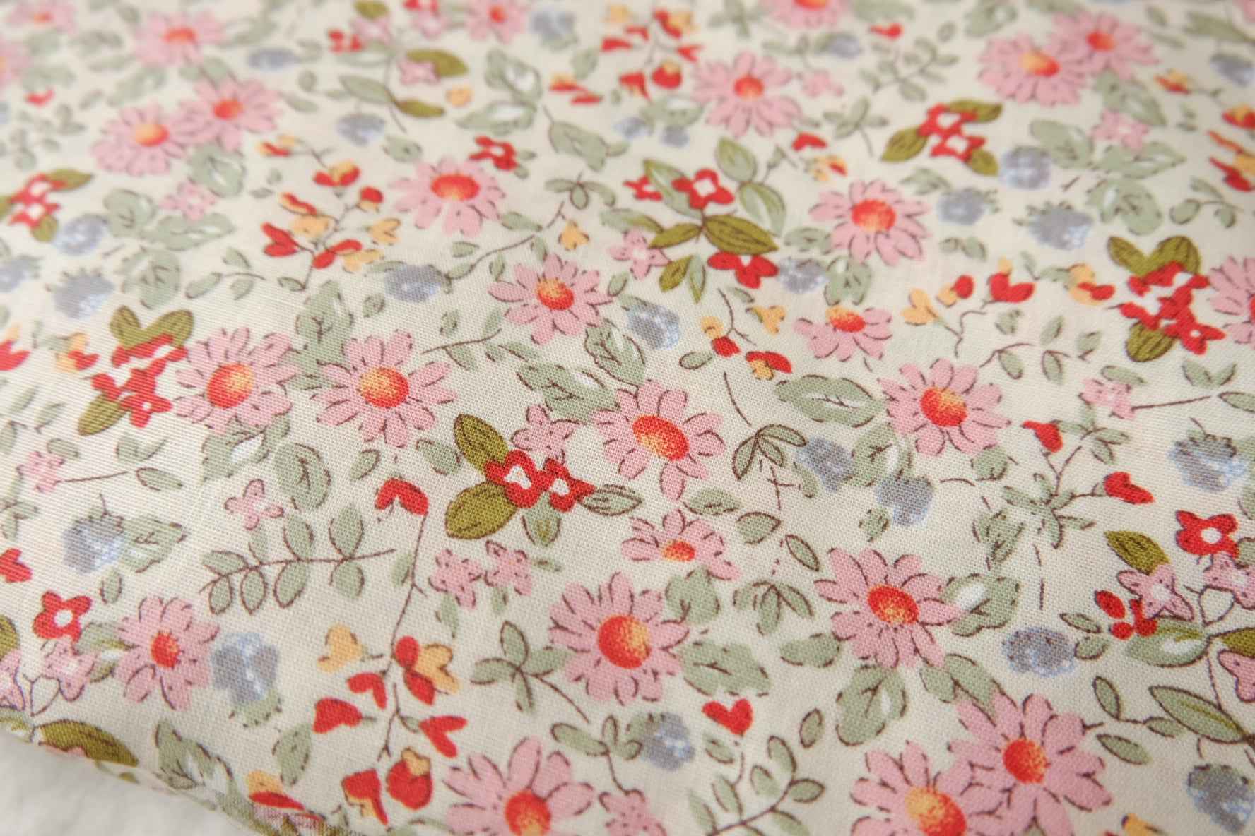 Pink Daisy Print Cotton Fabric — 3.28 yd Piece