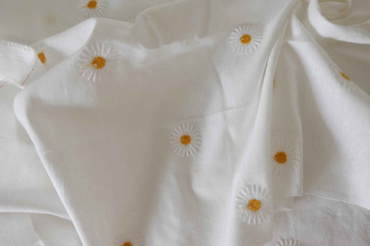 Daisy Embroidered Linen Cotton Blend — 1.64 yd