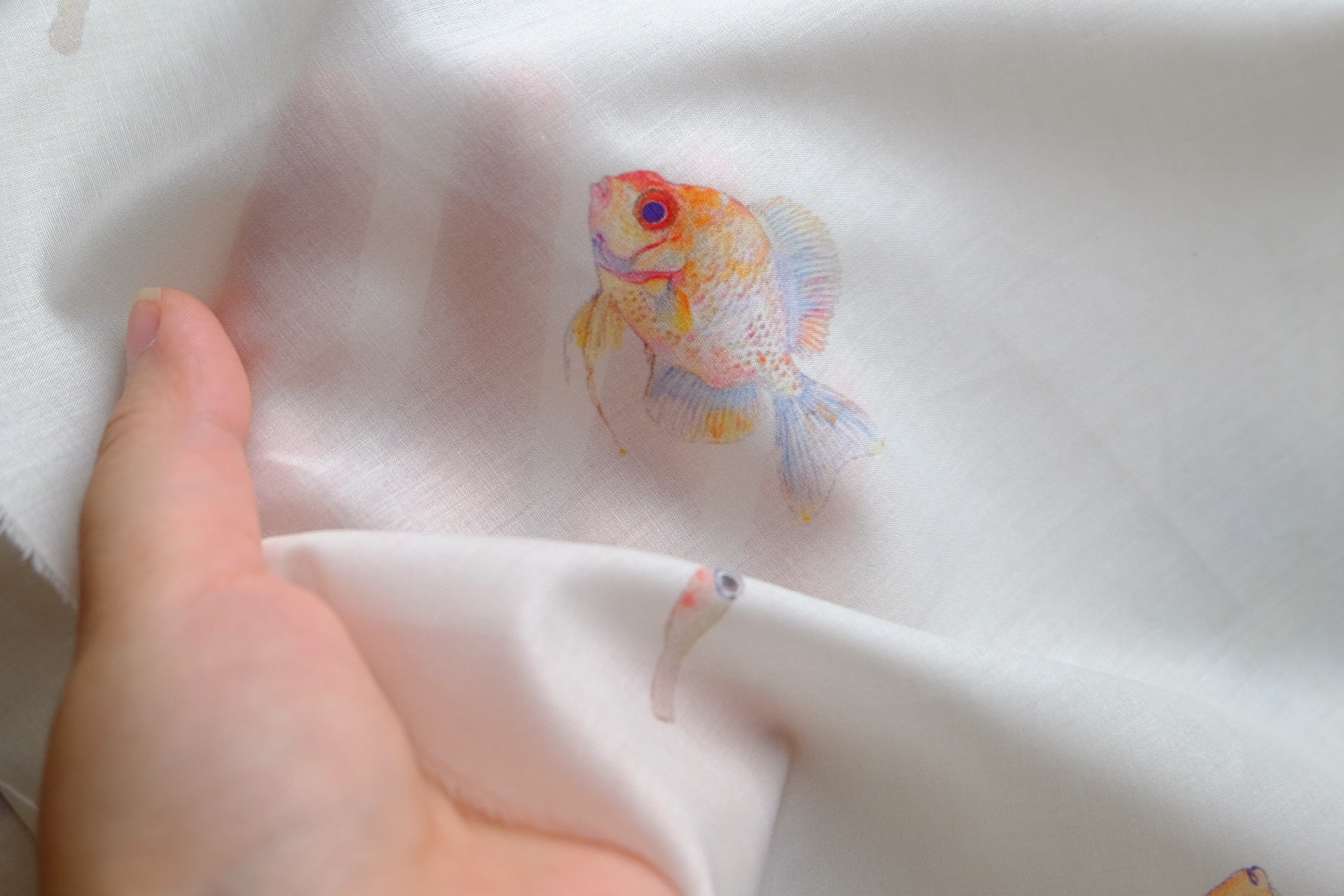 Watercolor Fish 100s Cotton Lawn – 2.7 yd