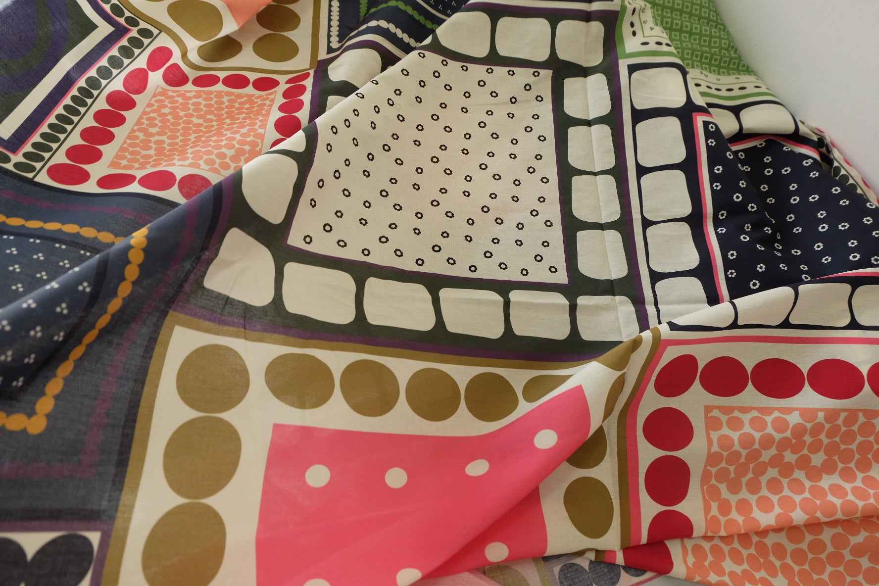 Scarf Patchwork Cotton Poplin Fabric – 2.7 yd