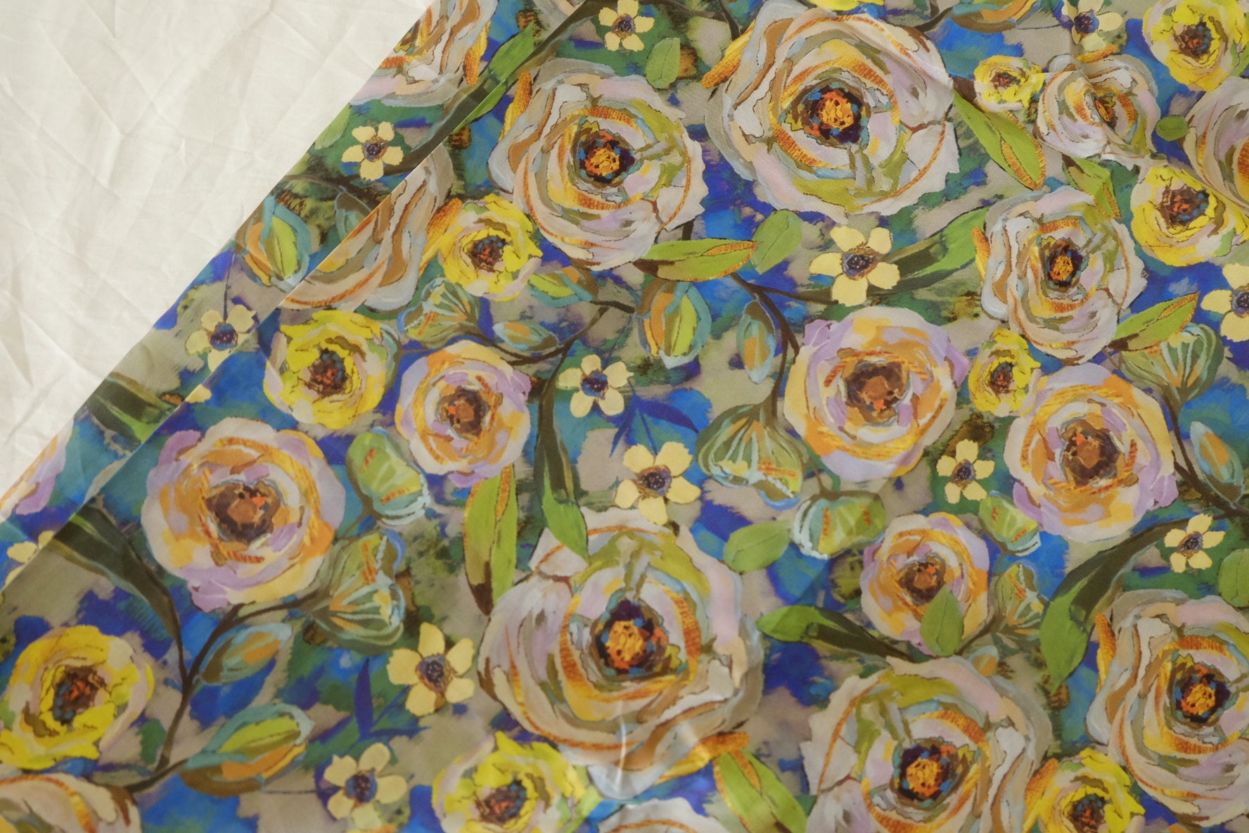 Painterly Summer Garden Floral Cotton Lawn Fabric – 2.73 yd Piece