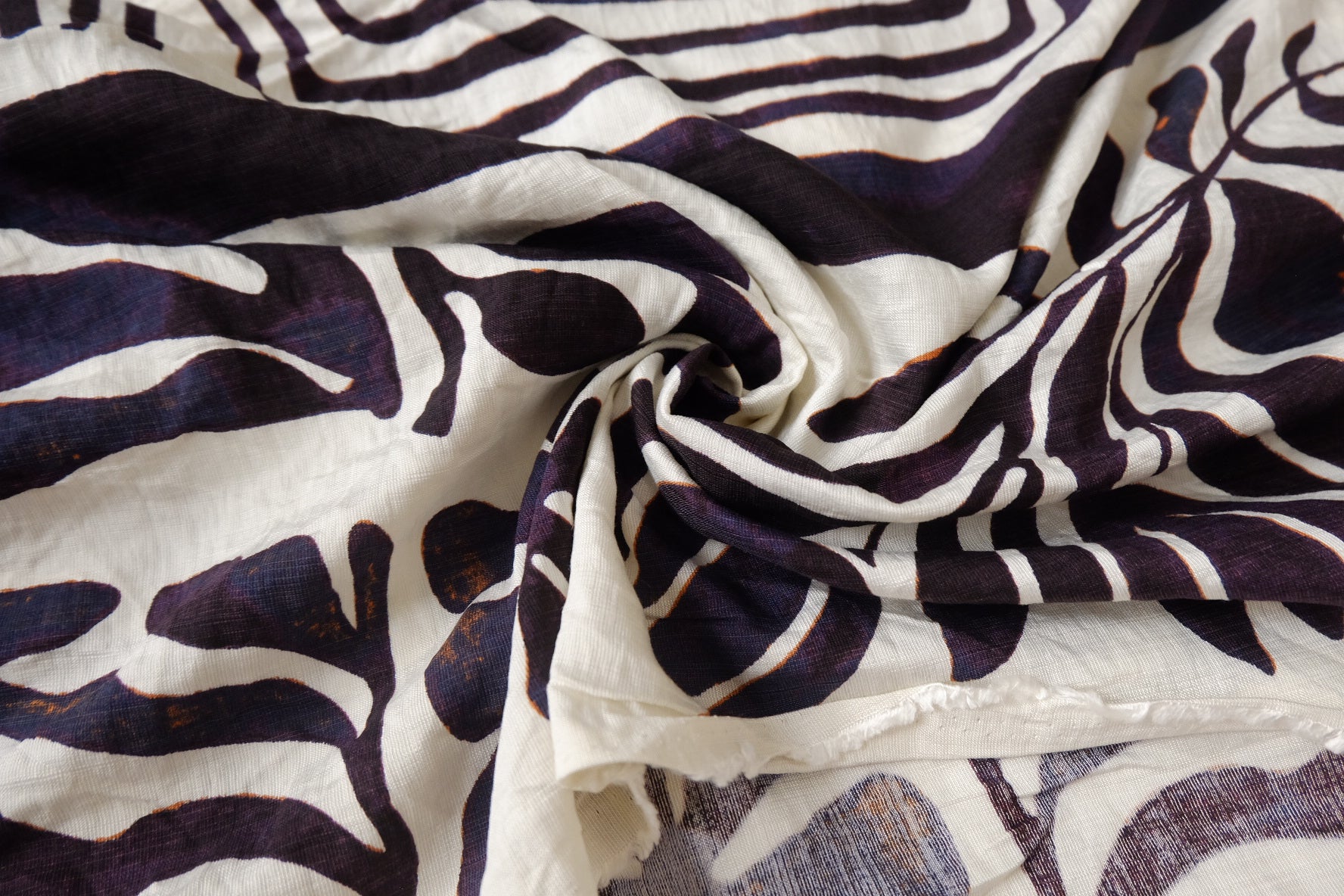 Abstract Botanical Tencel Cotton Fabric, 2.30 Yards
