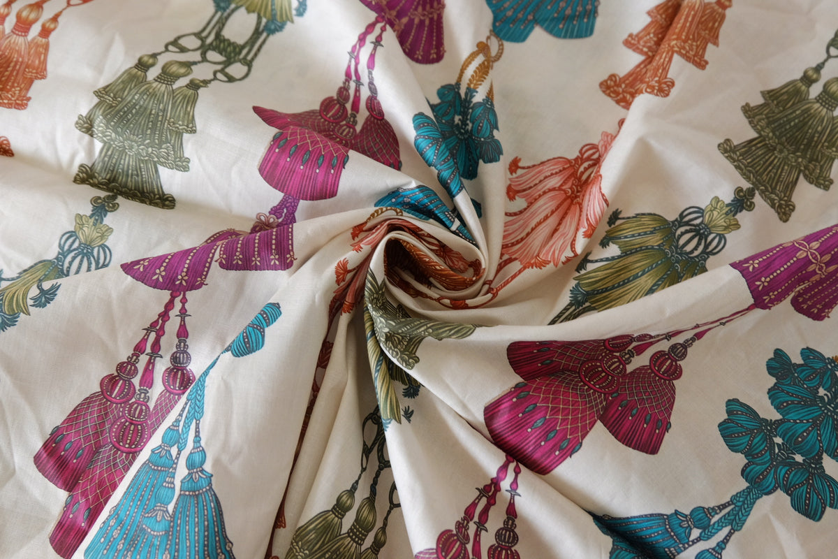Tassel Print Cotton Lawn – 1 yd / 2.5 yd