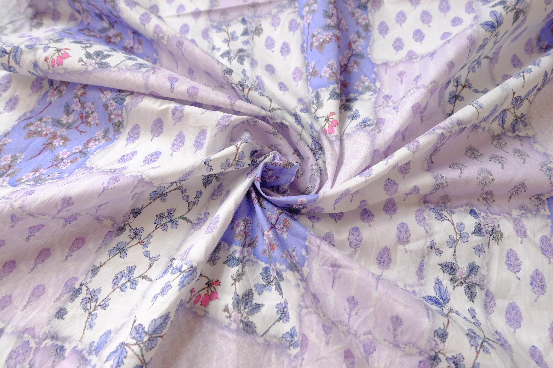 Patchwork Floral Cotton Lawn, Soft Lilac Mix, 4.7 Yards