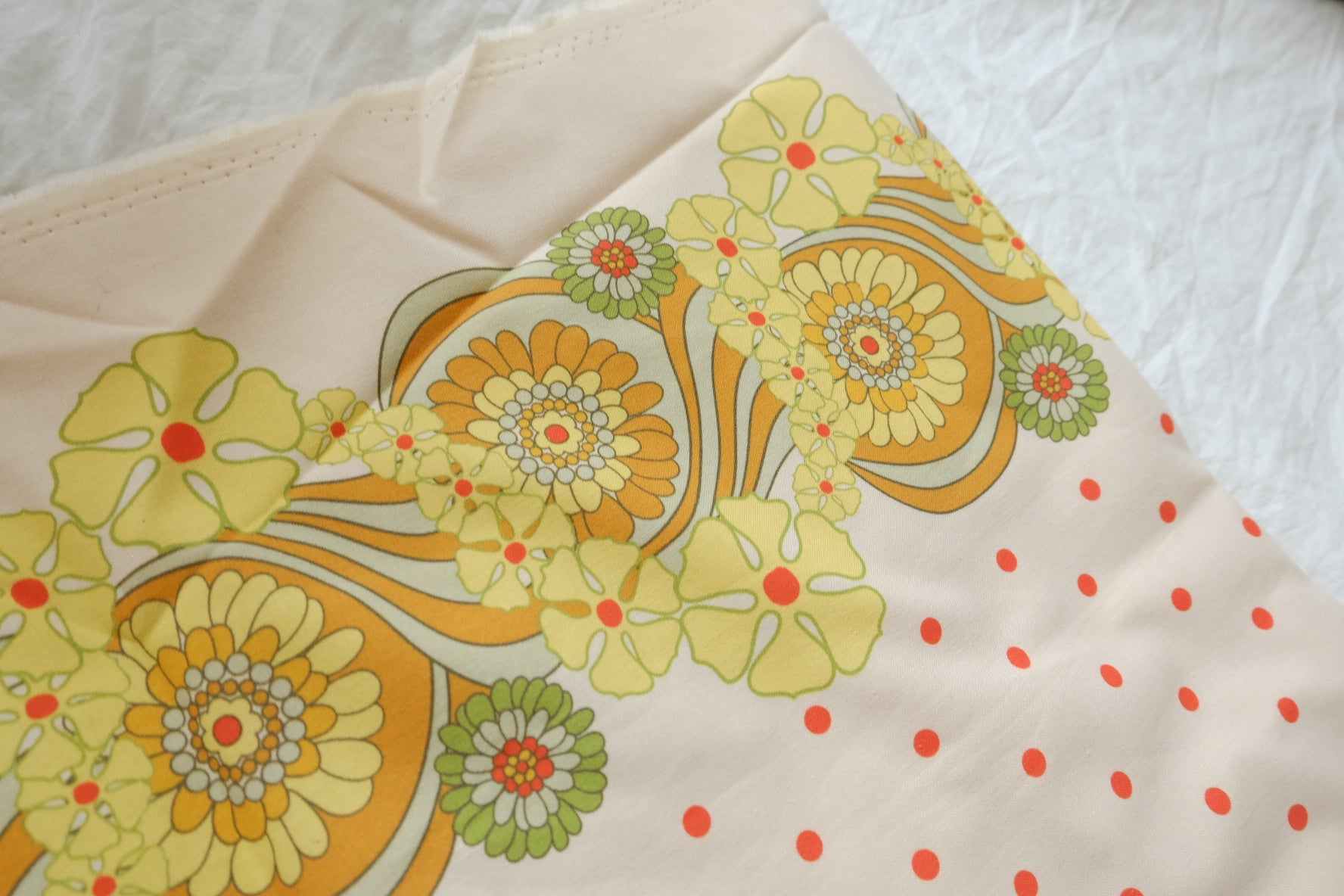 Retro Border Print Linen Cotton, 1.64 Yards