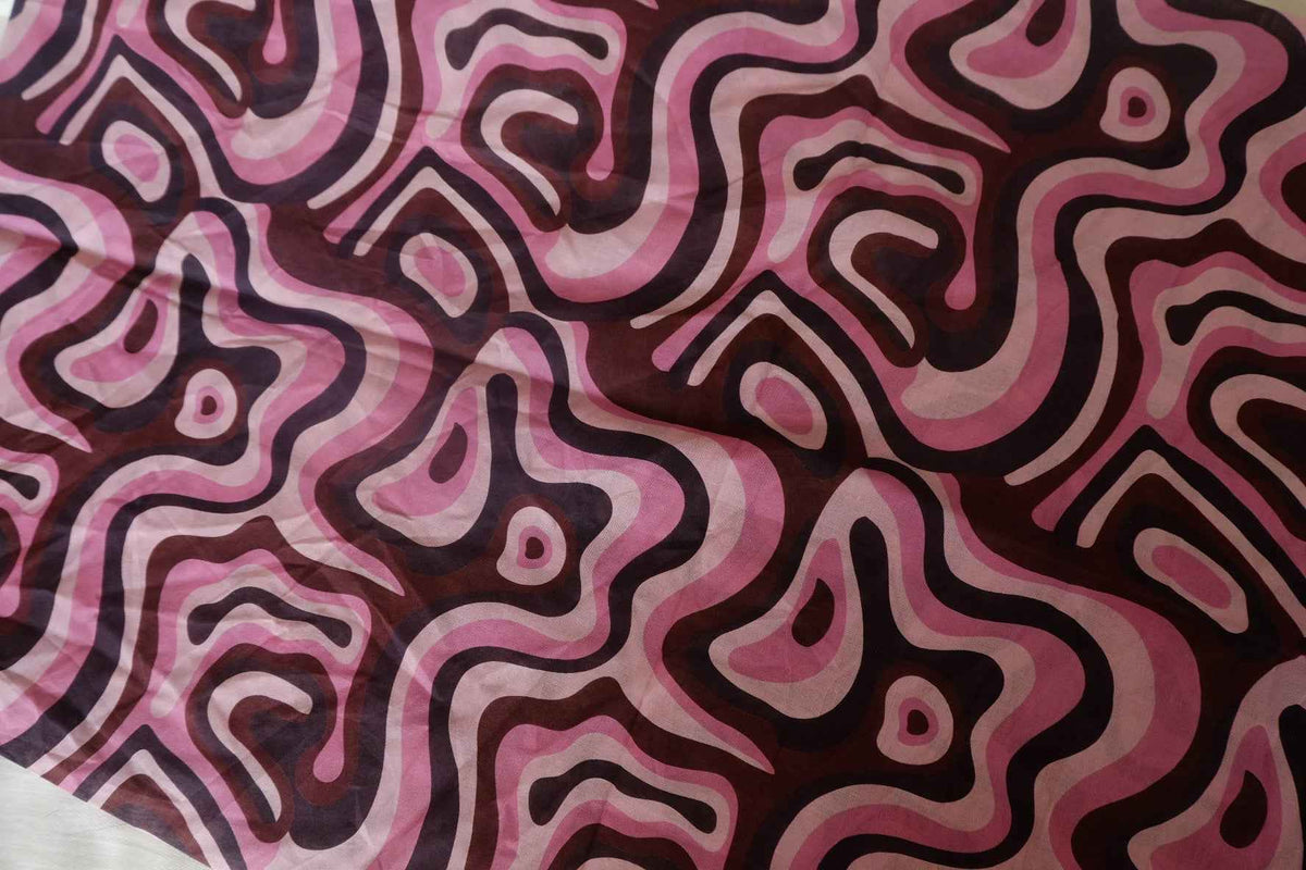 Retro Swirl Cotton Lawn — 1.6 yd