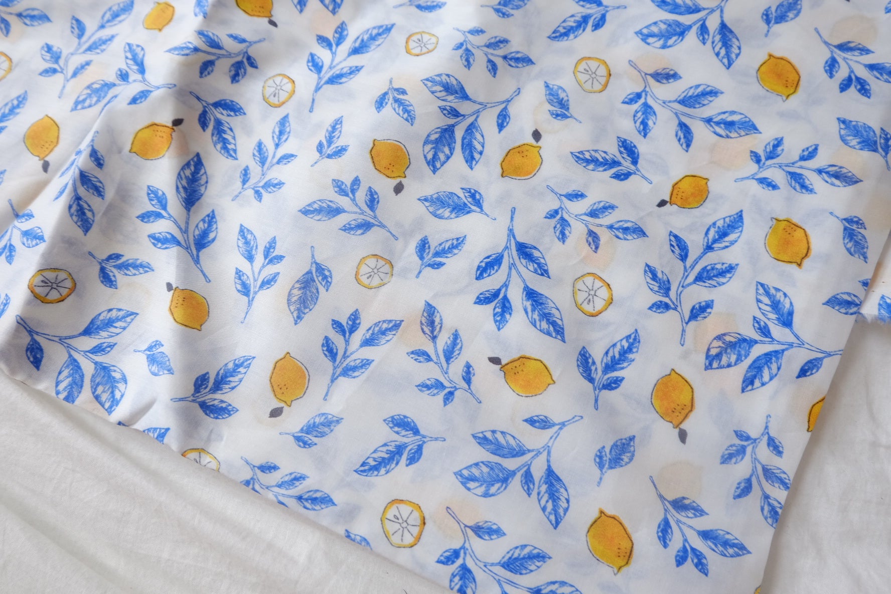 Lemon Branch High-Count Cotton Fabric - 3.28 yd