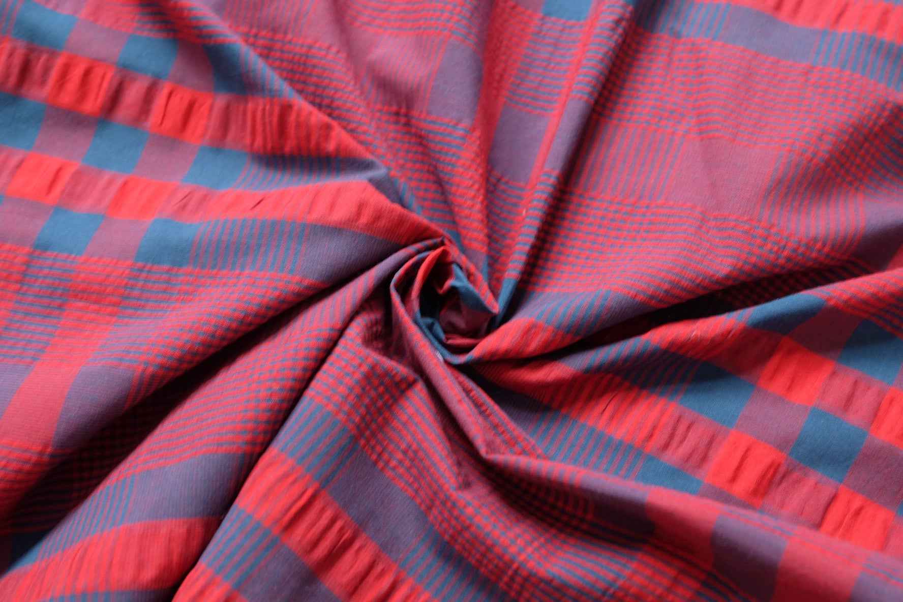 Blue Red Yarn-Dyed Seersucker Plaid Cotton Fabric, Crisp Medium Weight, 2.19 Yards