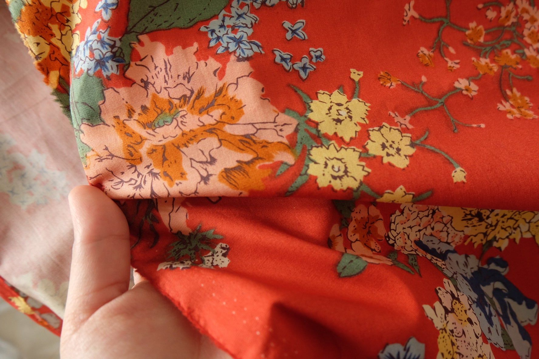 Scarlet Vintage Floral Cotton Poplin – 3.28 yd