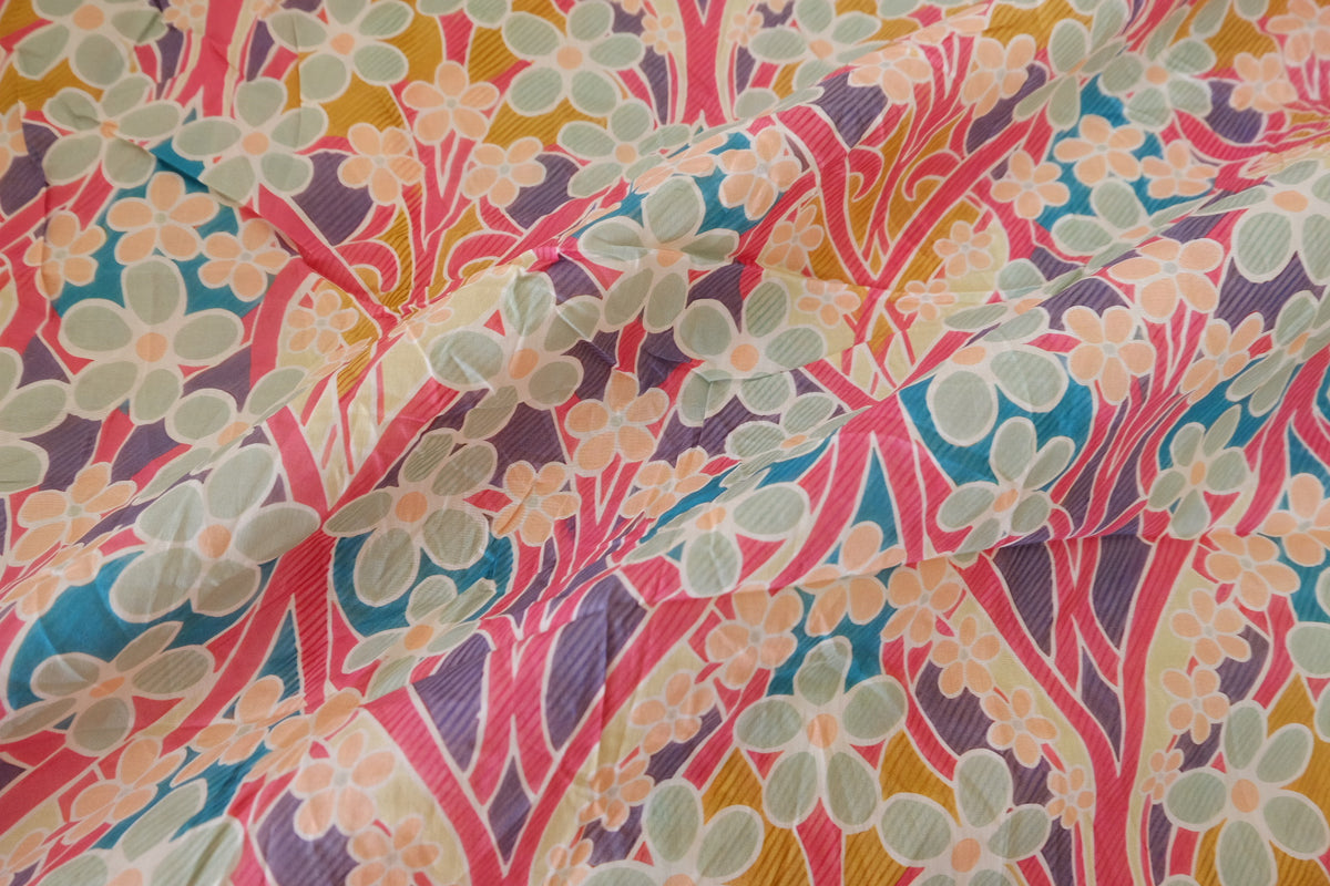 Retro Meadow Floral Cotton Lawn – 3.28 yd