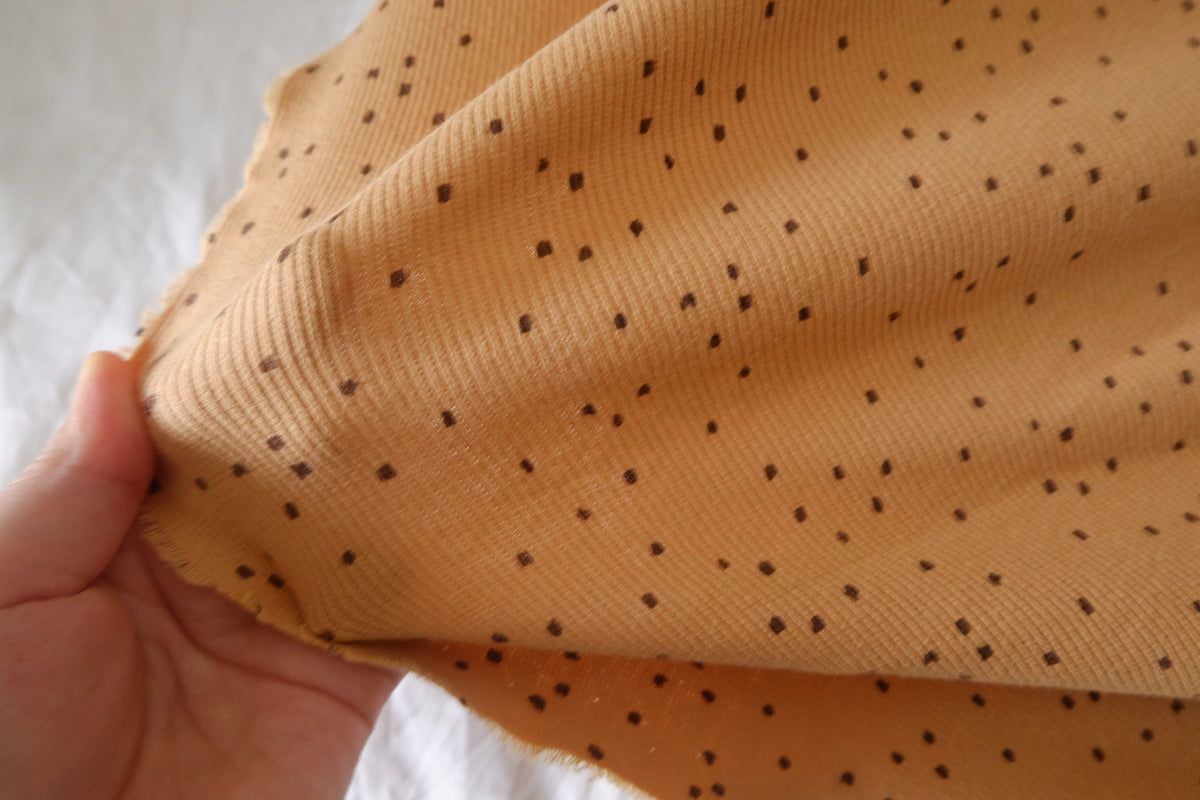 Caramel Freckles – Spotted Cotton Knit Fabric | 2.1 Yards