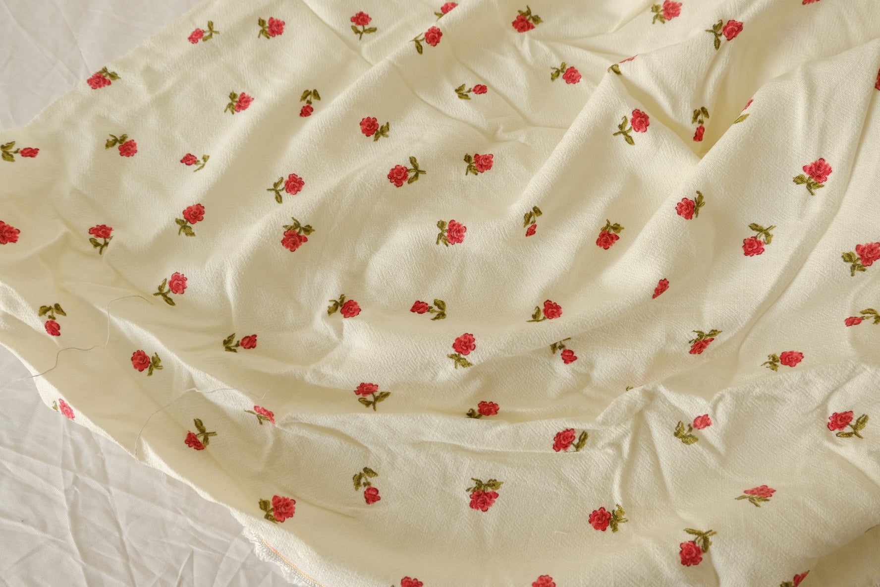 Washed Tiny Rose Ramie Rayon Blend Fabric – 1.64 yd Piece