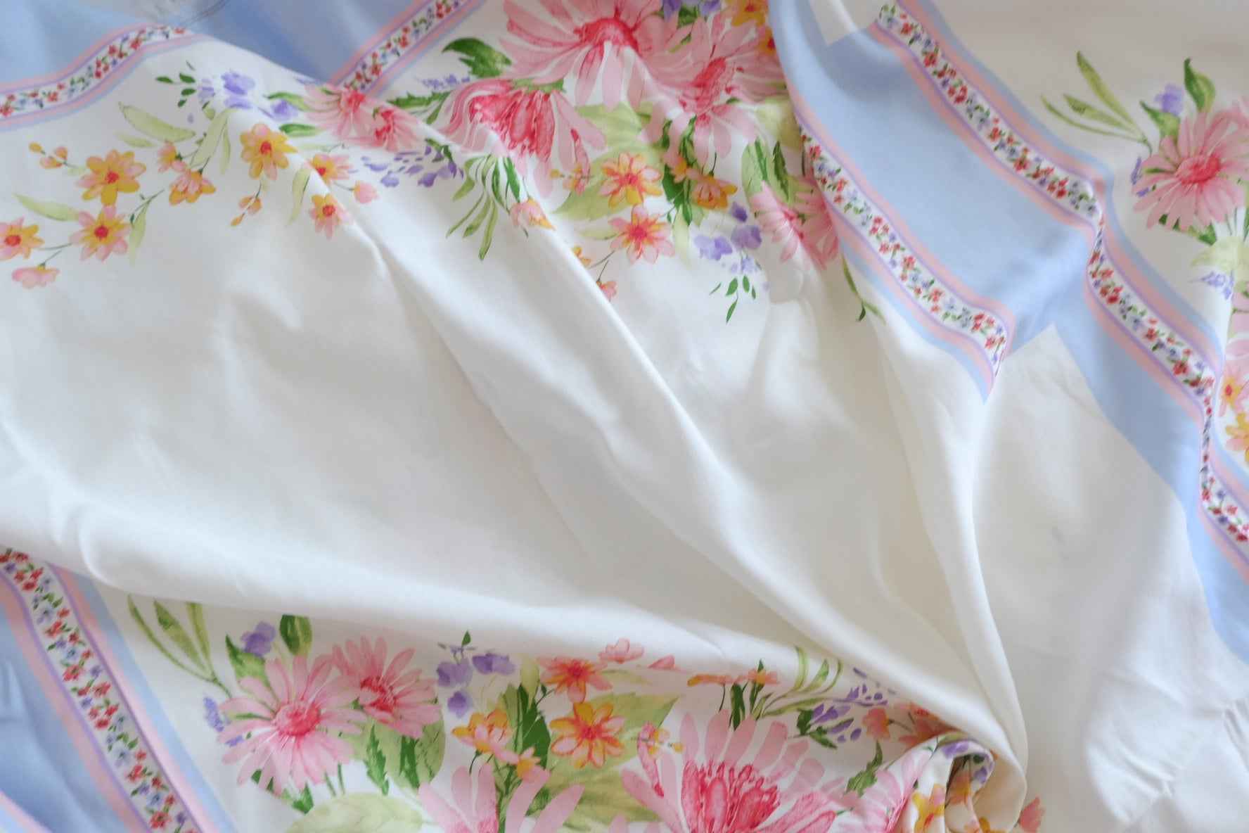 Cool Touch Linen Placement Floral Fabric - 1.64 yd