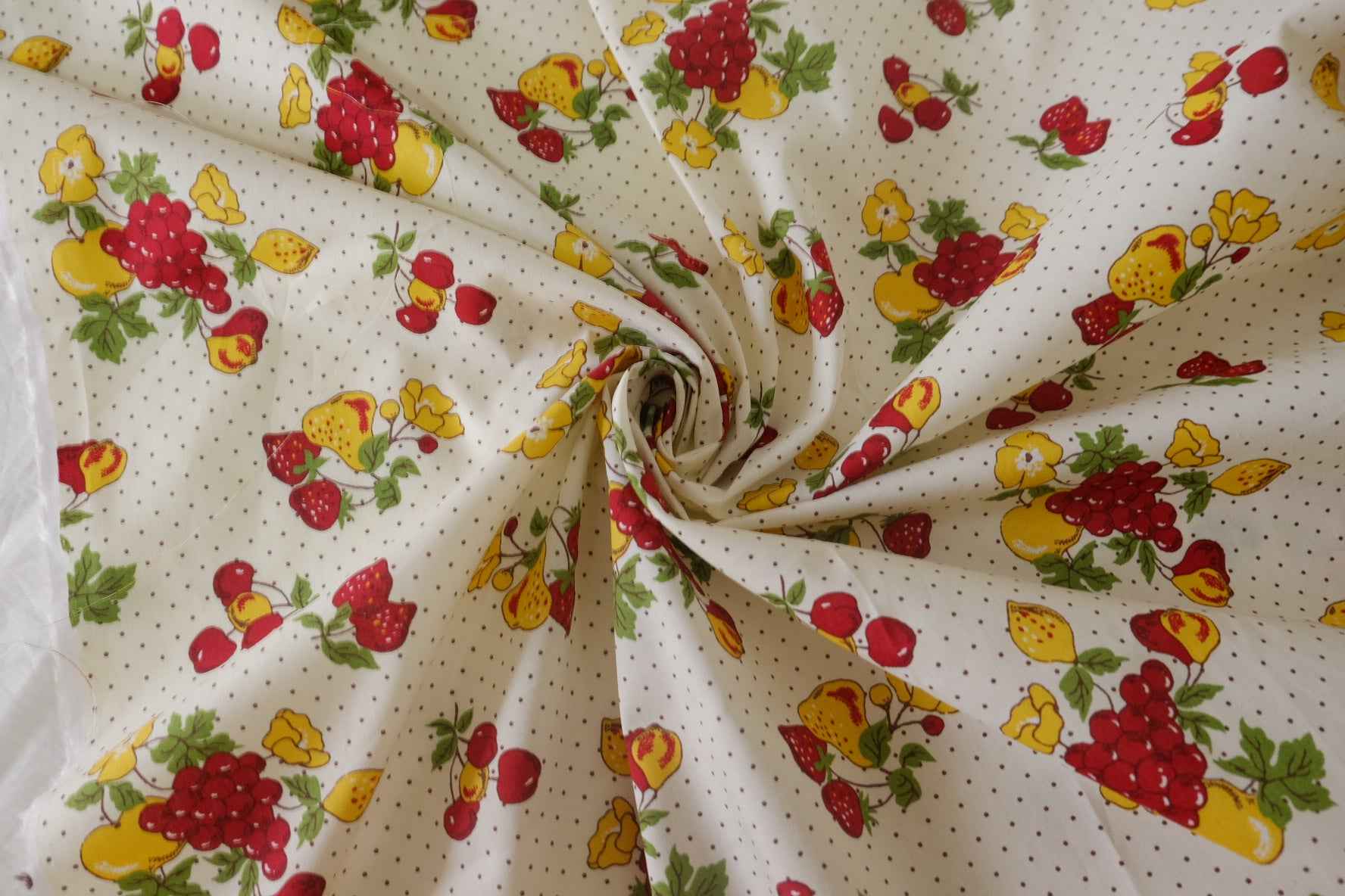Vintage Fruit Garden Cotton Fabric – 2.2 yd / 3.3 yd