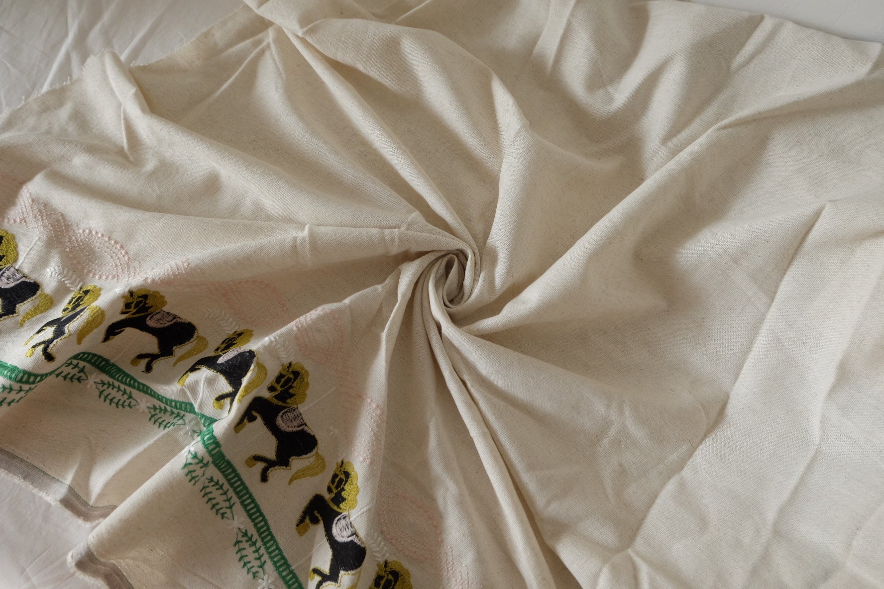 Horse Border Embroidered Cotton Linen Fabric – 1.45 yd